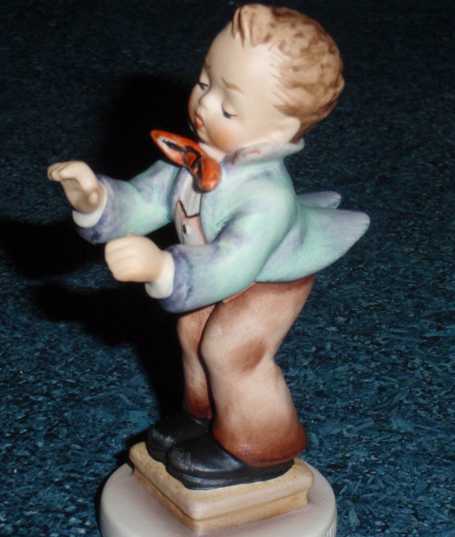 Hidden Gems: Authentic Vintage Collectibles Under $25 – HummelsAndMore