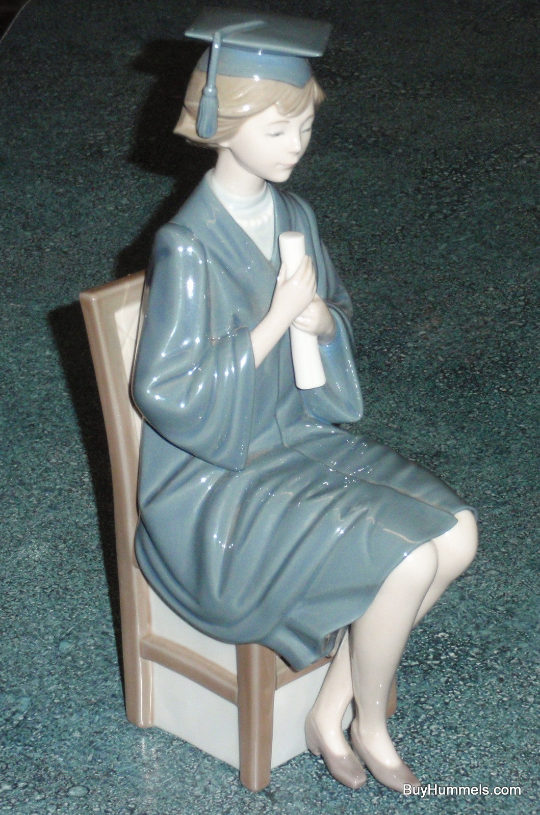 Lladro Figurine #5199 Girl Graduate With Cap & Gown 10-1/2" Tall - GREAT GRADUATION GIFT - Made In Spain!