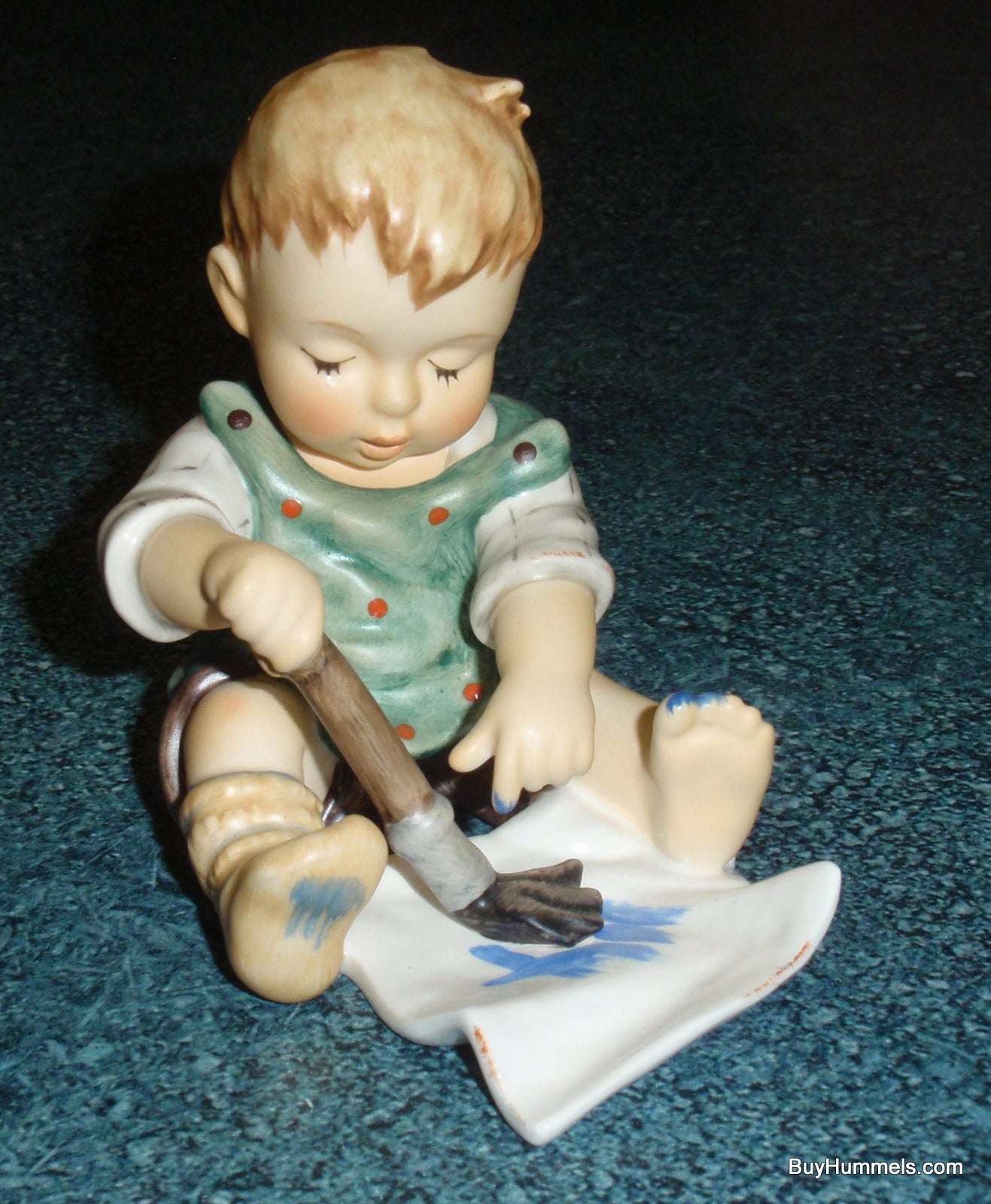 "Baby's First Drawing" Goebel Hummel Figurine #2201 - Little Boy Finger Painting!