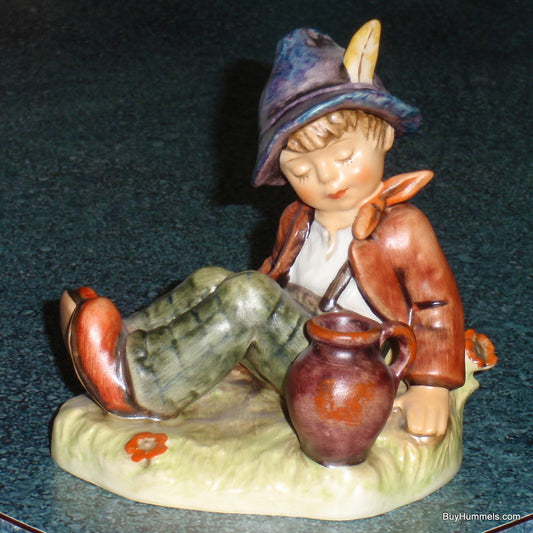 EXCLUSIVE EDITION "Coffee Break" Goebel Hummel Figurine #409 - ADORABLE GIFT!