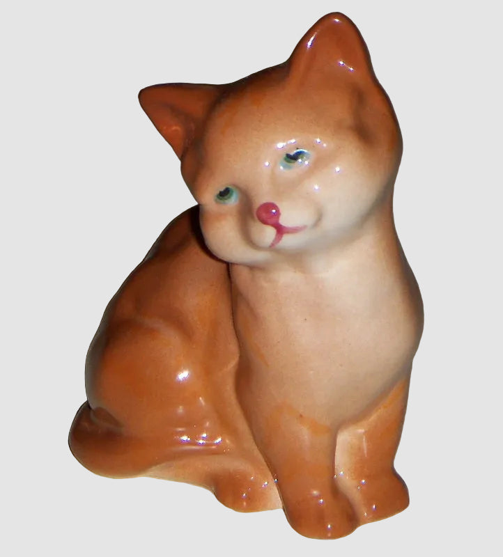"Ginger" Royal Doulton Cat / Kitten Figurine Model DA 123 (3.25")