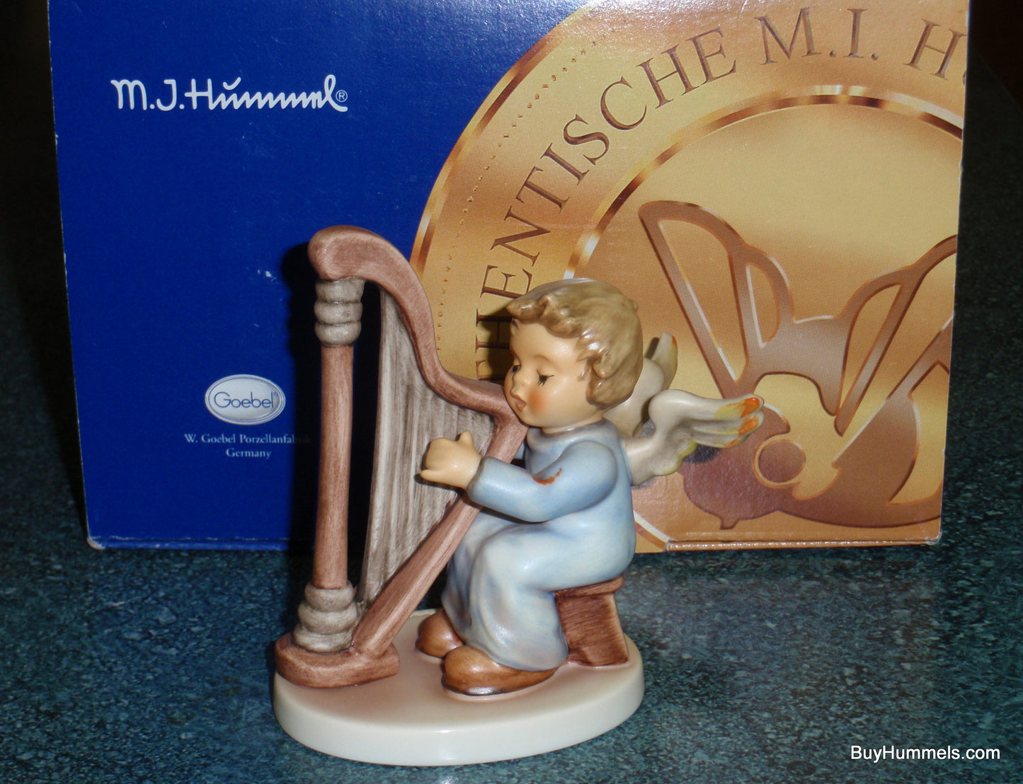"Heavenly Harpist" Goebel Hummel Angel Figurine #2096/B TMK8 From 2003