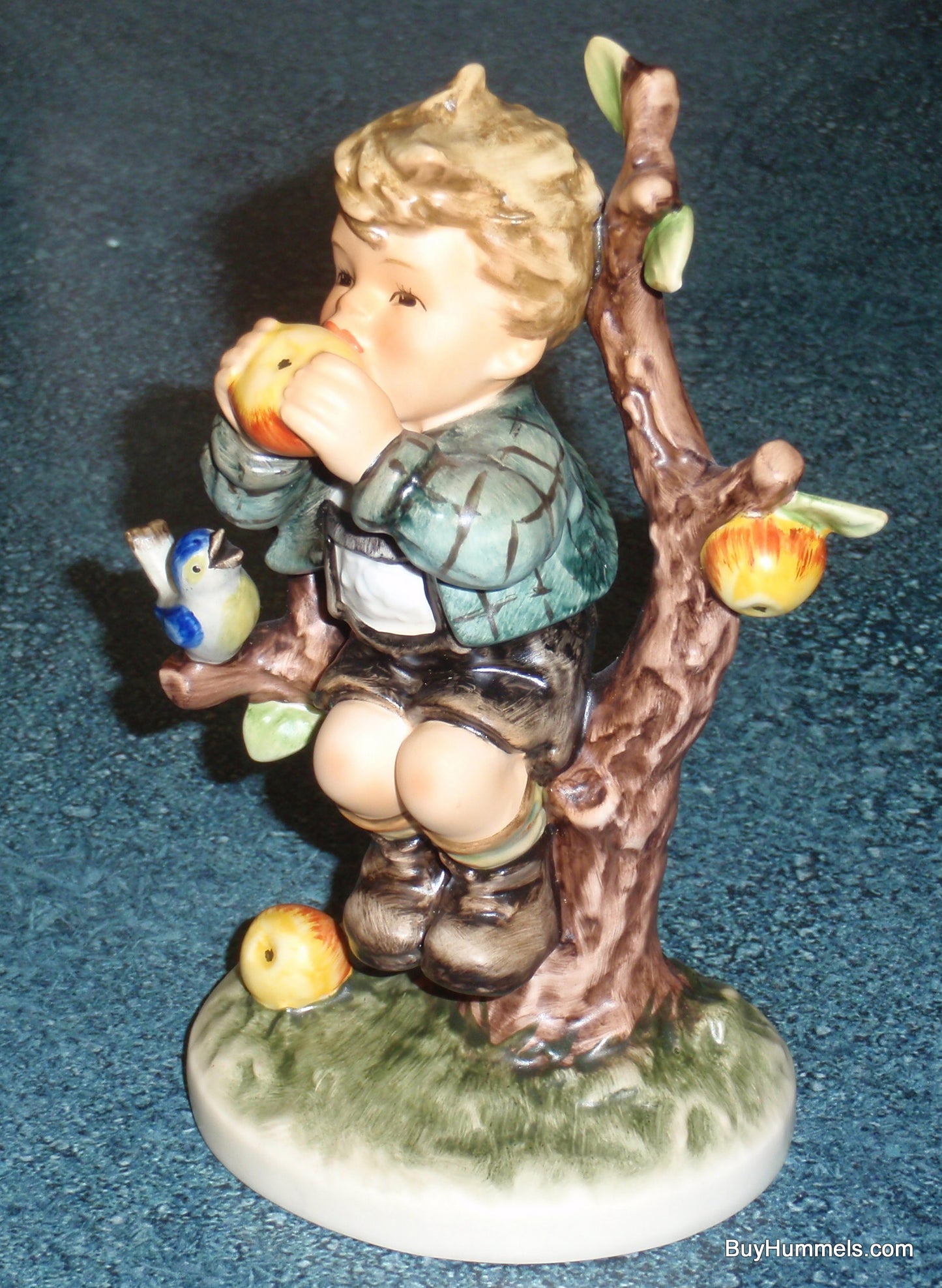 "An Apple A Day" Goebel Hummel Figurine #403 - Boy Eating Apple In Apple Tree - GIFT!