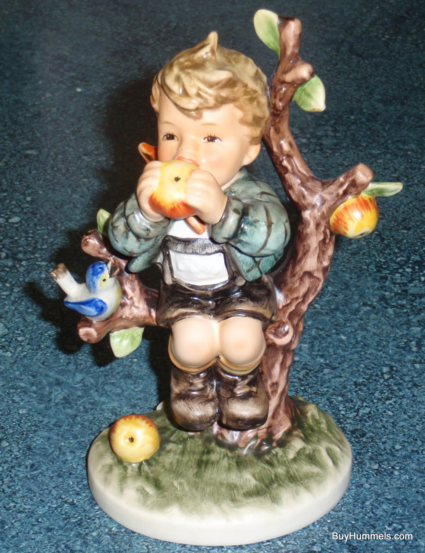 "An Apple A Day" Goebel Hummel Figurine #403 - Boy Eating Apple In Apple Tree - GIFT!