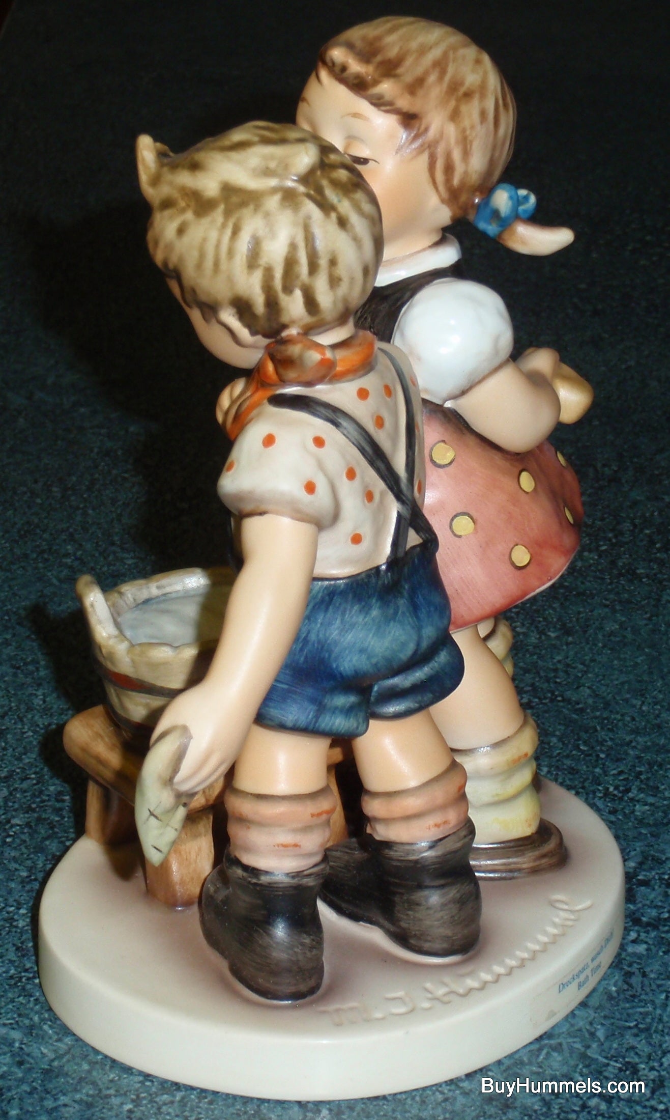"Bath Time" Goebel Hummel Figurine #412 - Adorable Collectible Gift!