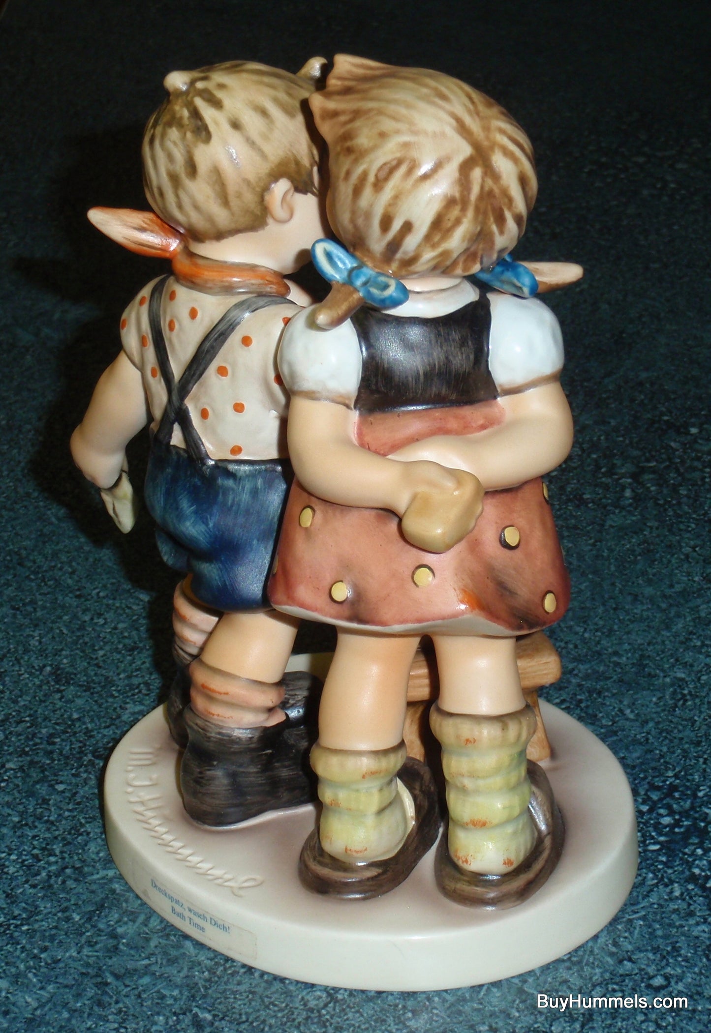 "Bath Time" Goebel Hummel Figurine #412 - Adorable Collectible Gift!