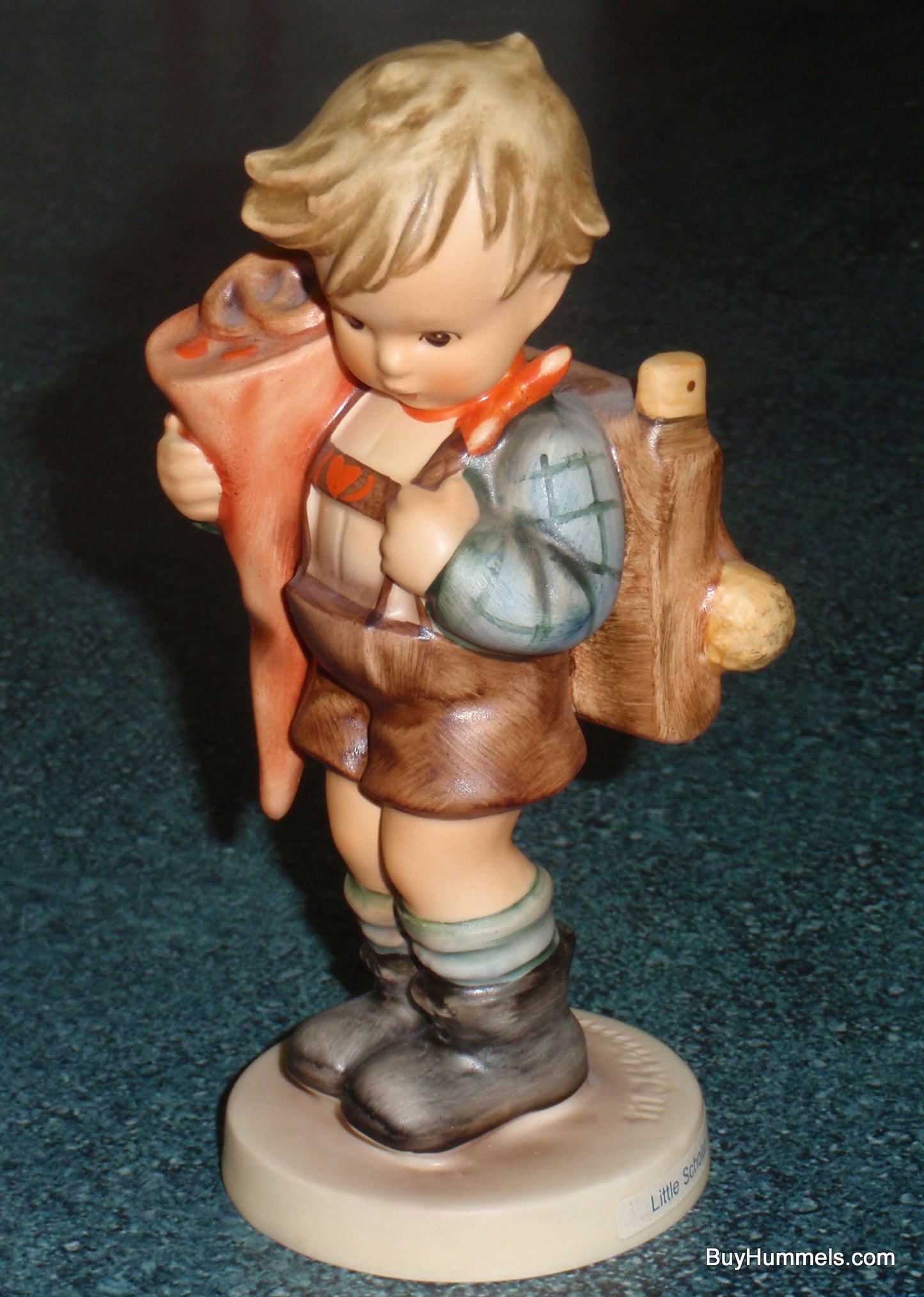 GOEBEL HUMMEL FIGURINE "LITTLE SCHOLAR" #80 - CUTE GRADUATION GIFT!