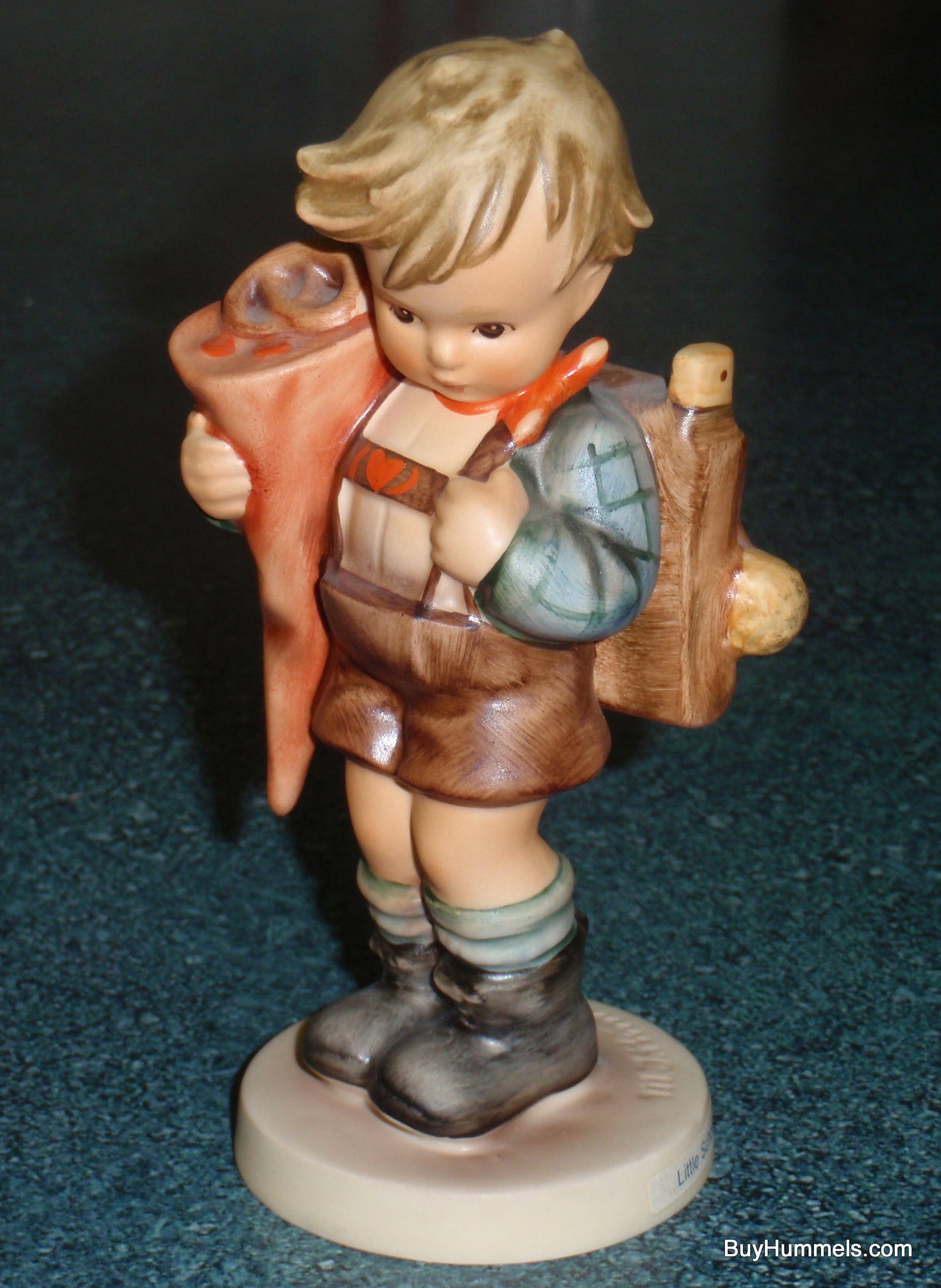 GOEBEL HUMMEL FIGURINE "LITTLE SCHOLAR" #80 - CUTE GRADUATION GIFT!