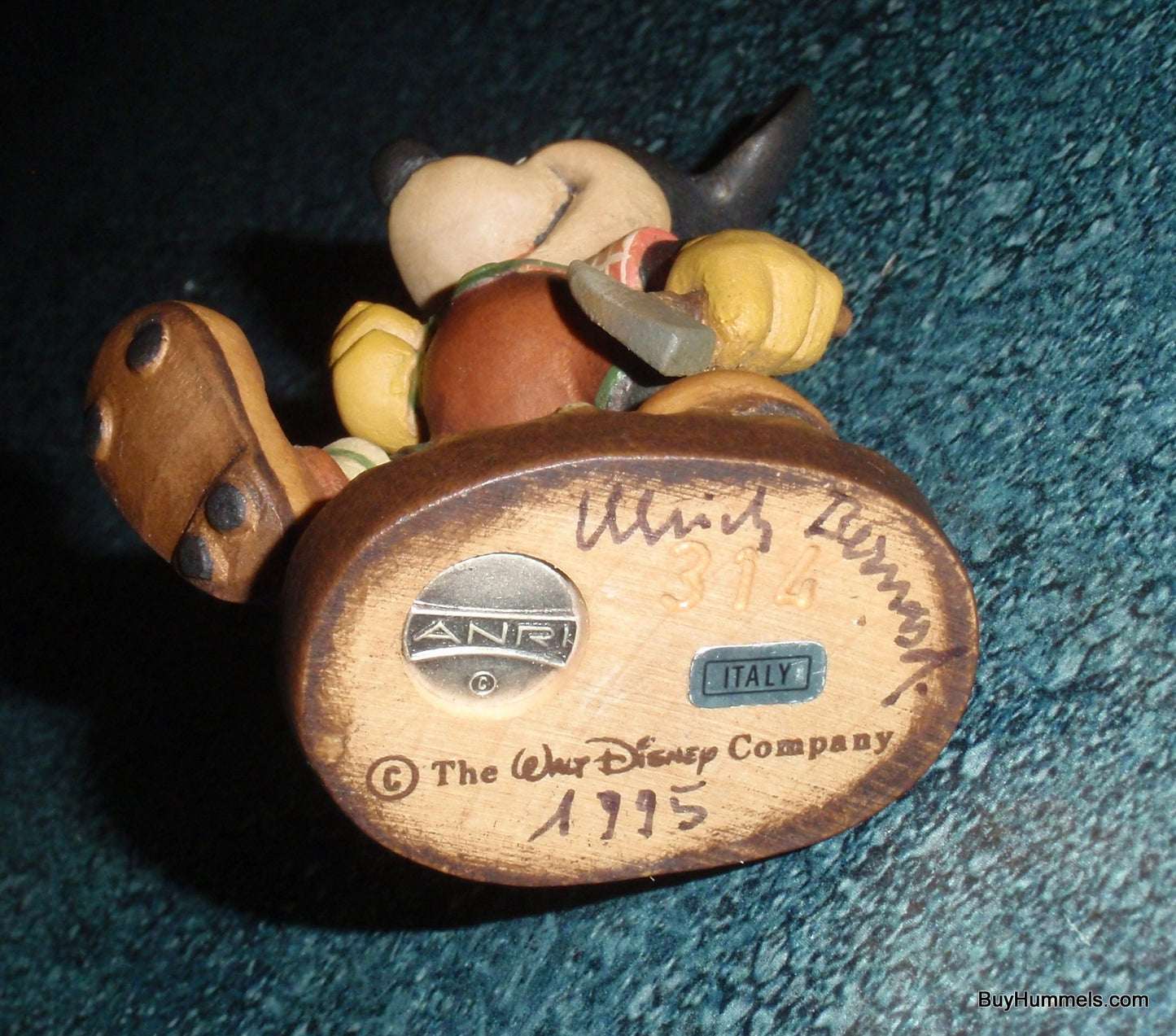 Anri Mickey Mouse Hiker 4" Disney Wood Carving Figurine Signed With Original Box #656001