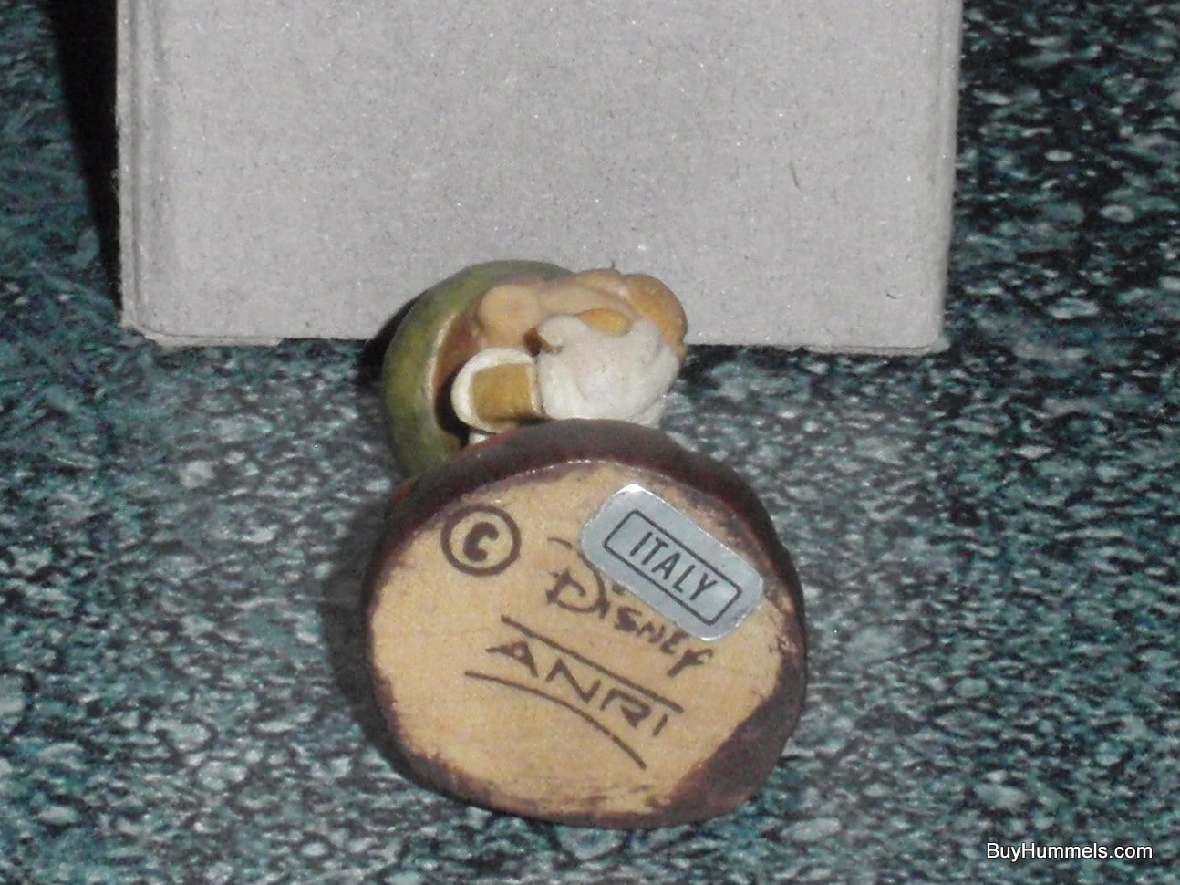 Anri Disney Miniature 2" Wood Carving Figurine From Italy PINOCCHIO With Apple And Book With Original Box - RARE DISNEYANA Gift!