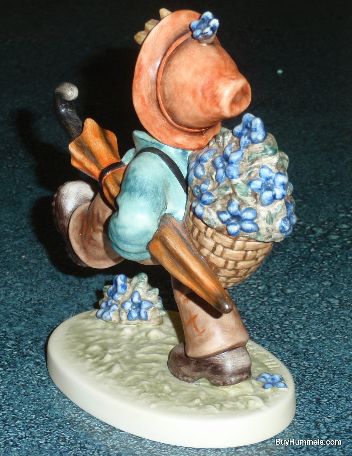 ULTRA RARE "Globe Trotter" Goebel Hummel Club Figurine #79/I 35 Year Membership!