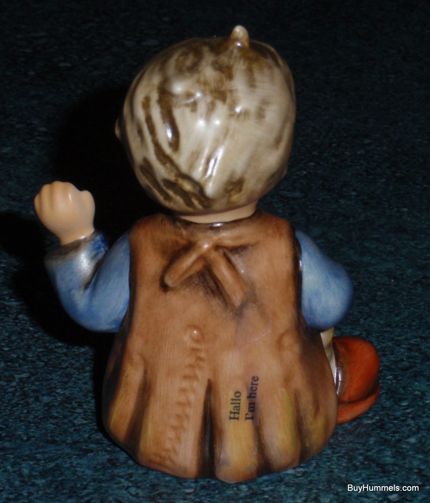 Goebel Hummel Figurine "I'm Here" #478 - Little Boy Waving Hello!