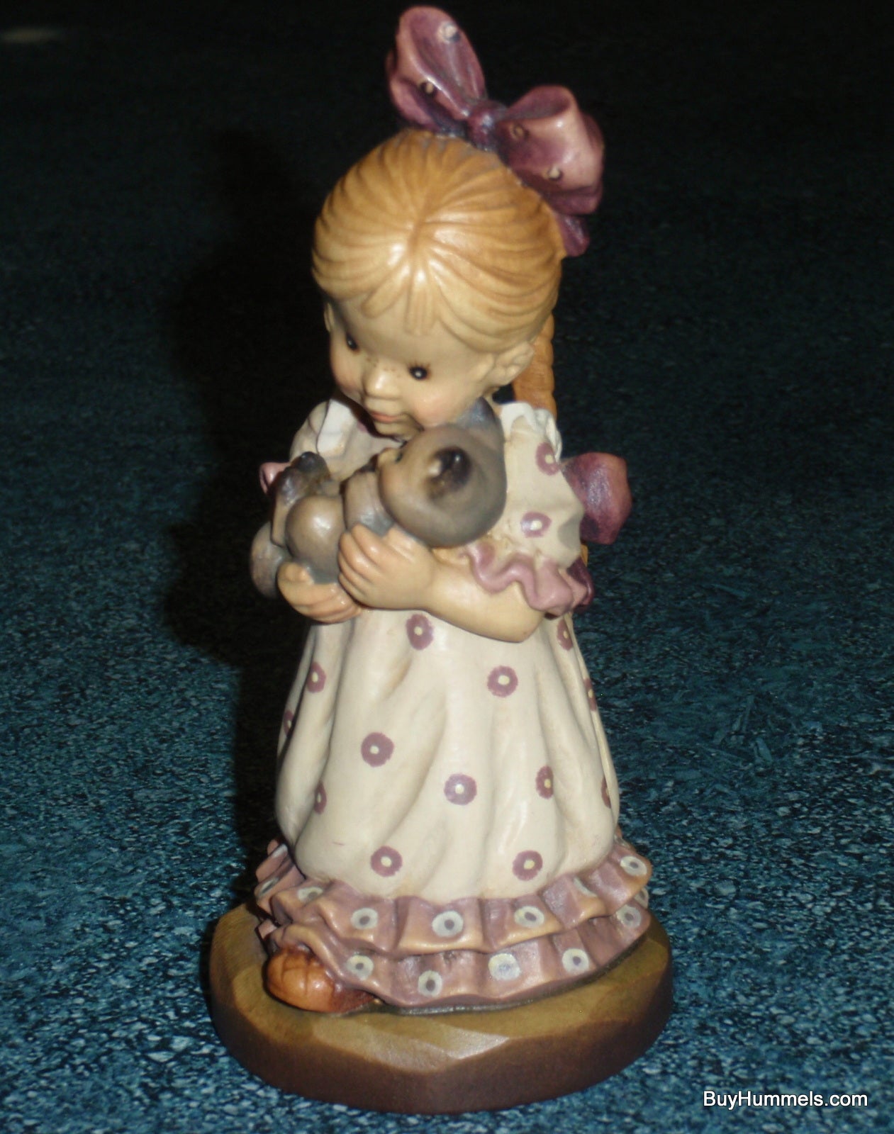 Anri Club 4" Sarah Kay Figurine "Snuggle Up" With Box - Girl With Baby Kitten In Her Arms!