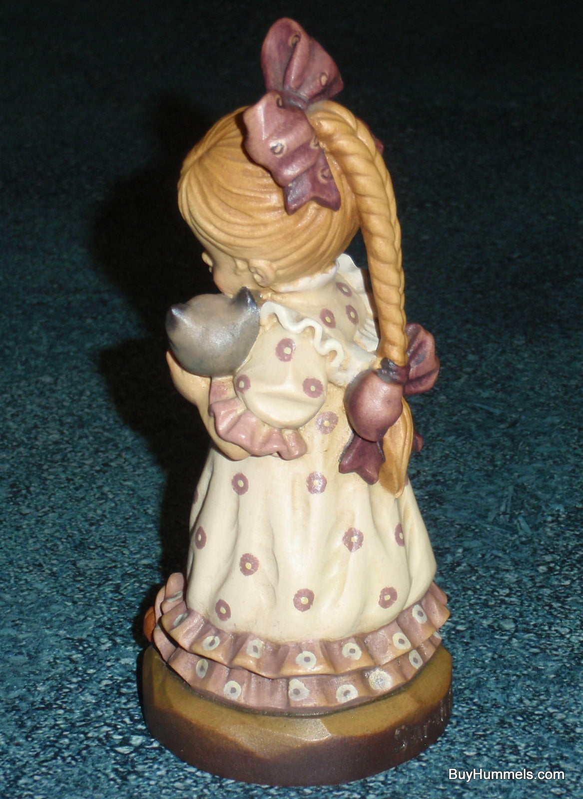 Anri Club 4" Sarah Kay Figurine "Snuggle Up" With Box - Girl With Baby Kitten In Her Arms!