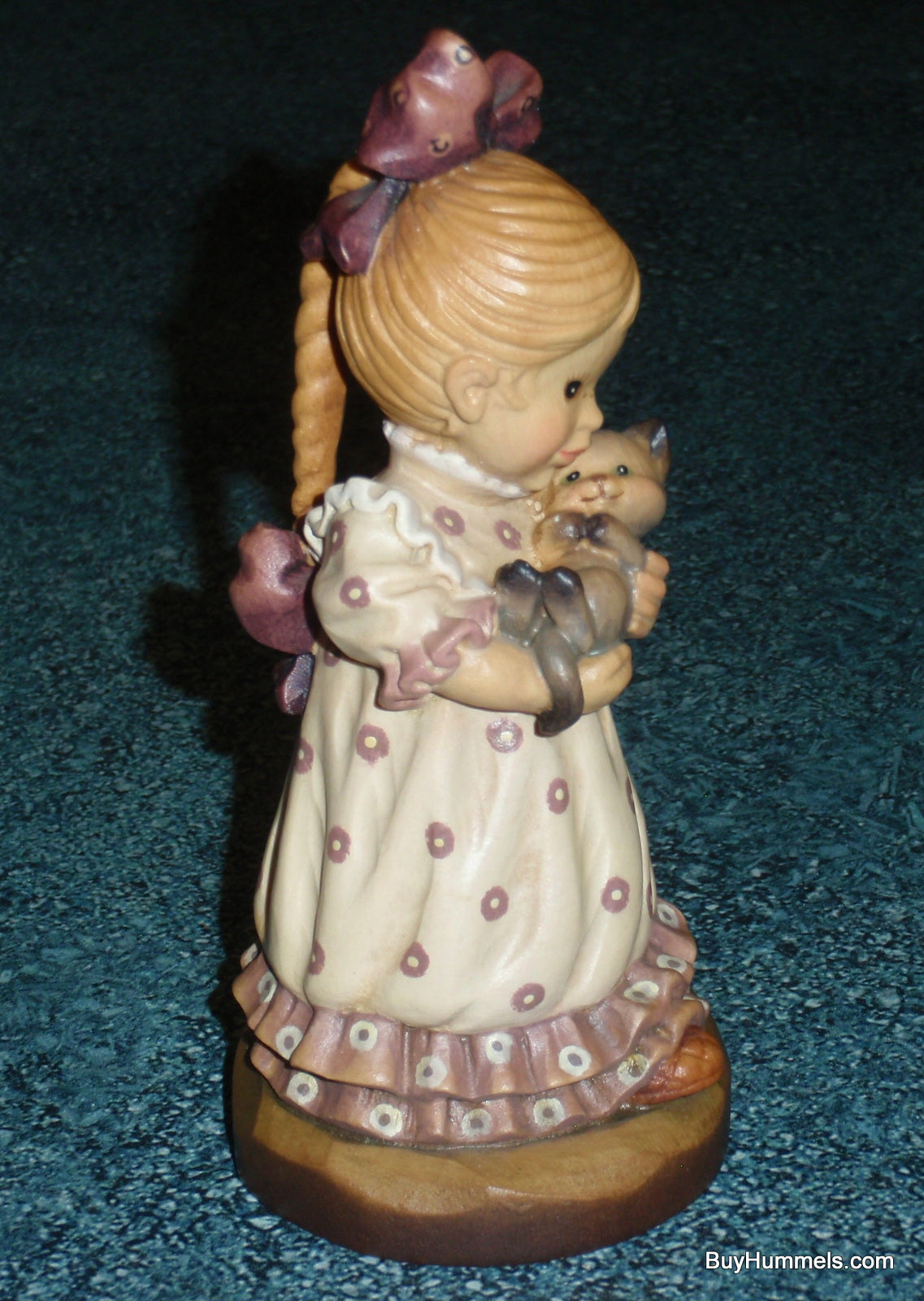 Anri Club 4" Sarah Kay Figurine "Snuggle Up" With Box - Girl With Baby Kitten In Her Arms!