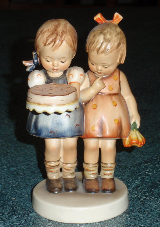 1950s "Happy Birthday" Goebel Hummel Figurine #176/1 TMK2 FULL BEE - RARE GIFT!