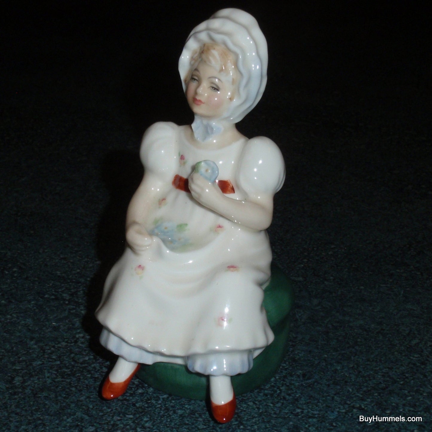 "Kathy" Royal Doulton Figurine HN2346 - Kate Greenaway Collection (4.5")