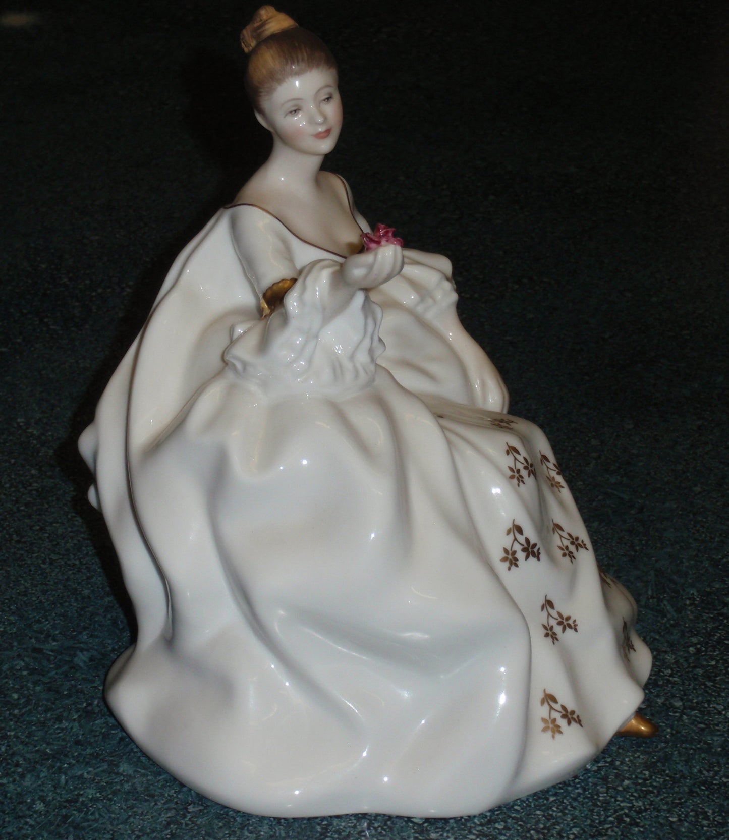 Royal Doulton Figurine My Love HN2339 Victorian Woman In White With Rose - GIFT!