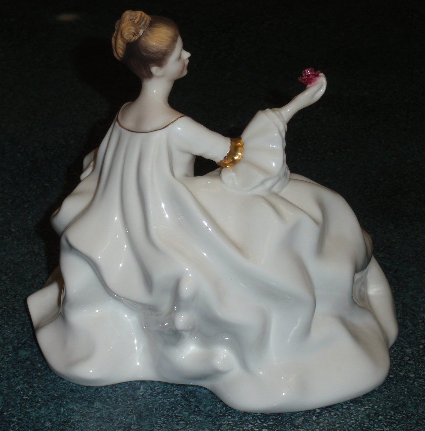Royal Doulton Figurine My Love HN2339 Victorian Woman In White With Rose - GIFT!