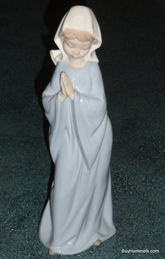 NAO by LLADRO Figurine Mary Madonna Praying 11" Tall Collectible First Communion Or Christmas Gift!