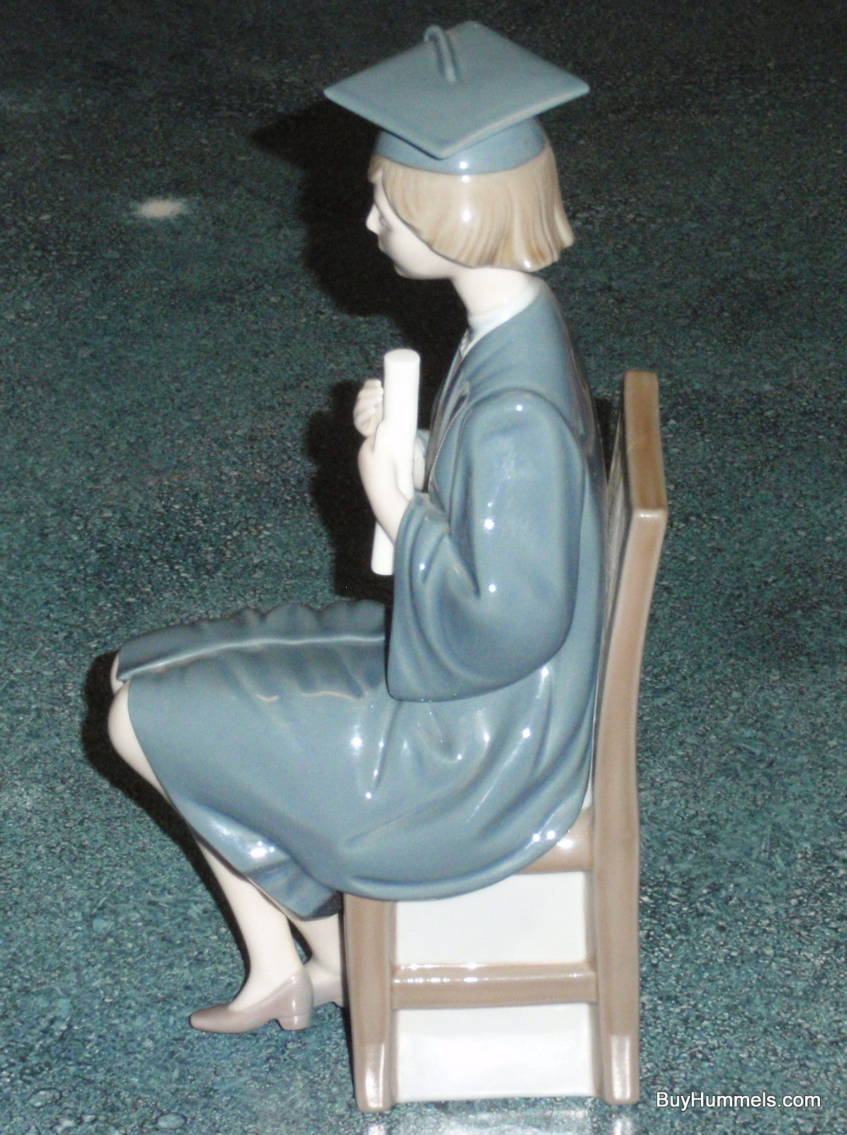 Lladro Figurine #5199 Girl Graduate With Cap & Gown 10-1/2" Tall - GREAT GRADUATION GIFT - Made In Spain!