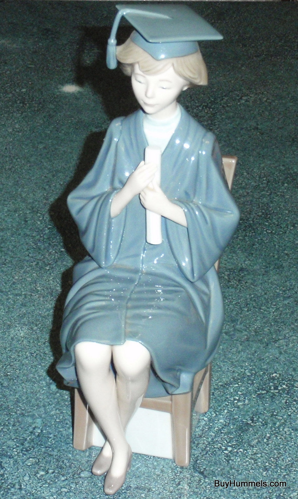 Lladro Figurine #5199 Girl Graduate With Cap & Gown 10-1/2" Tall - GREAT GRADUATION GIFT - Made In Spain!