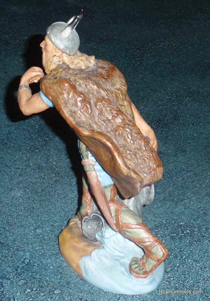 "THE VIKING" ROYAL DOULTON COLLECTIBLE FIGURINE HN 2375 ENGLAND MEN OF HISTORY