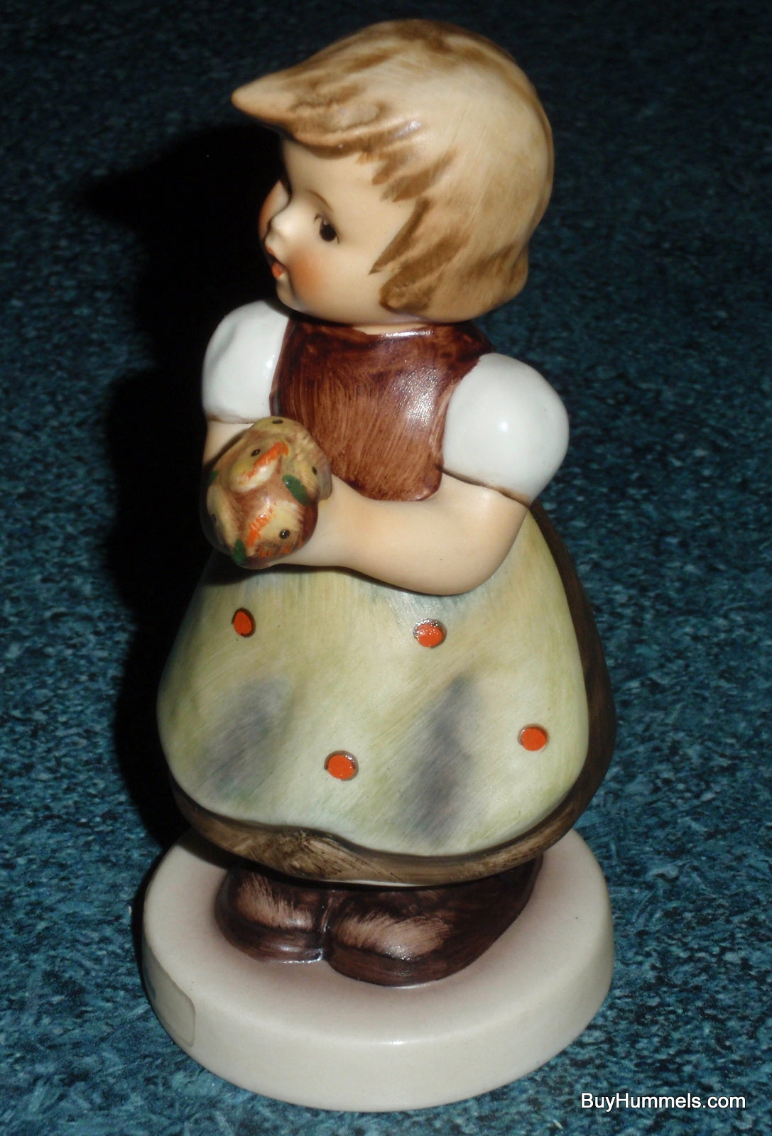 "For Mother" Goebel Hummel Figurine #257 2/0 - CUTE MOTHER'S DAY GIFT!