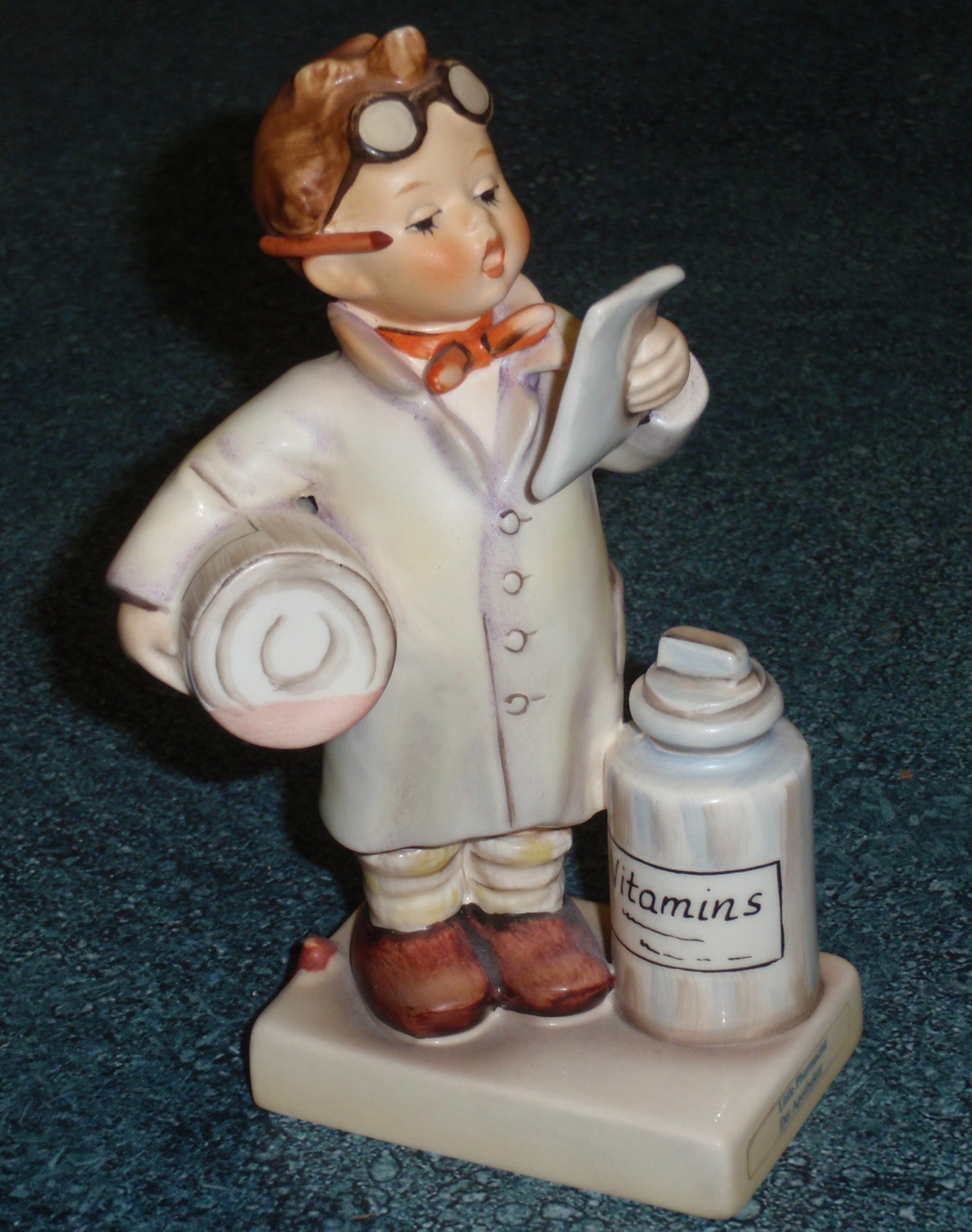 "Little Pharmacist" #322 Goebel Hummel Collectible Figurine