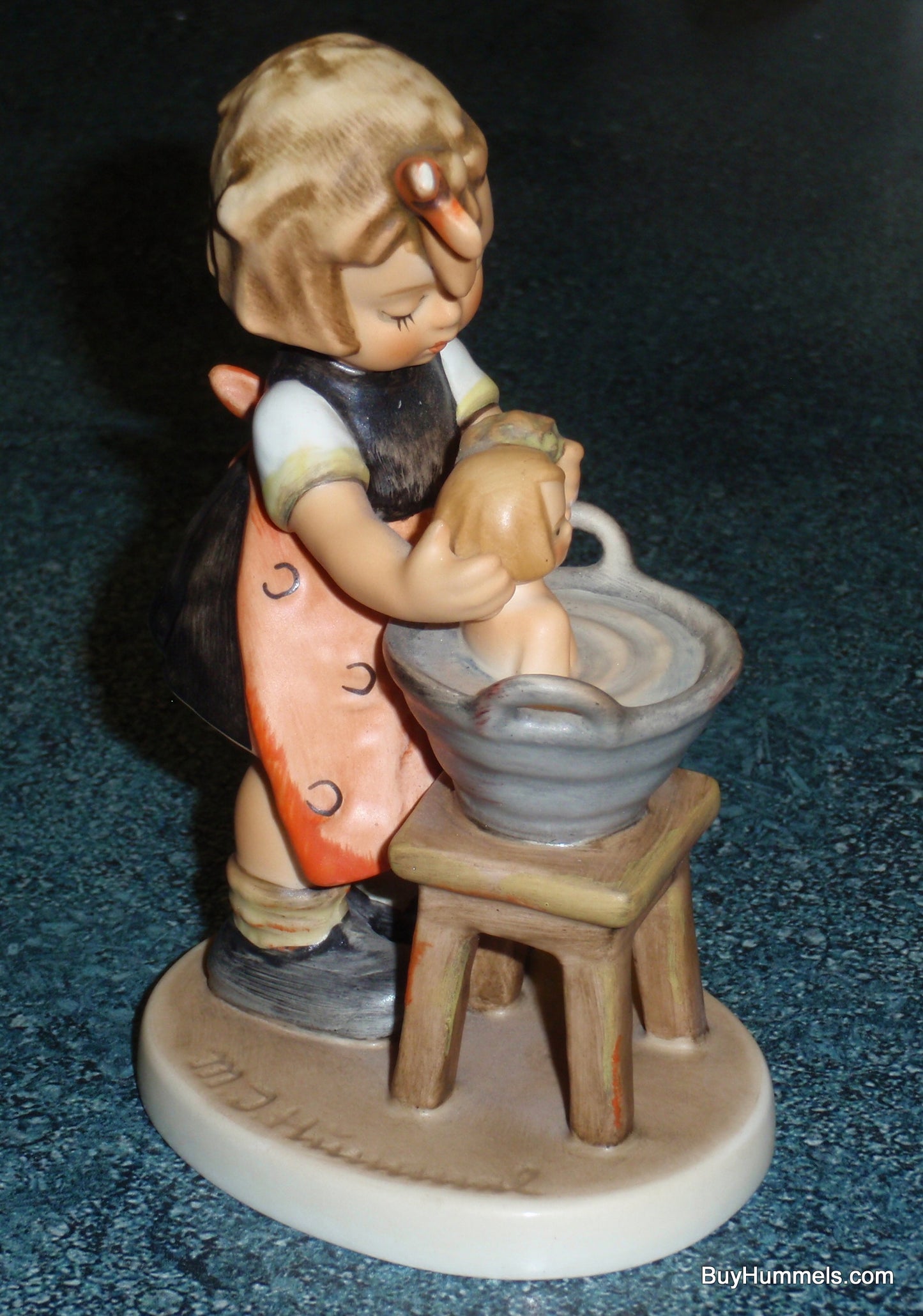 "Doll Bath" Goebel Hummel Collectible Figurine #319 - Little Girl Giving Her Doll A Bath - CUTE!