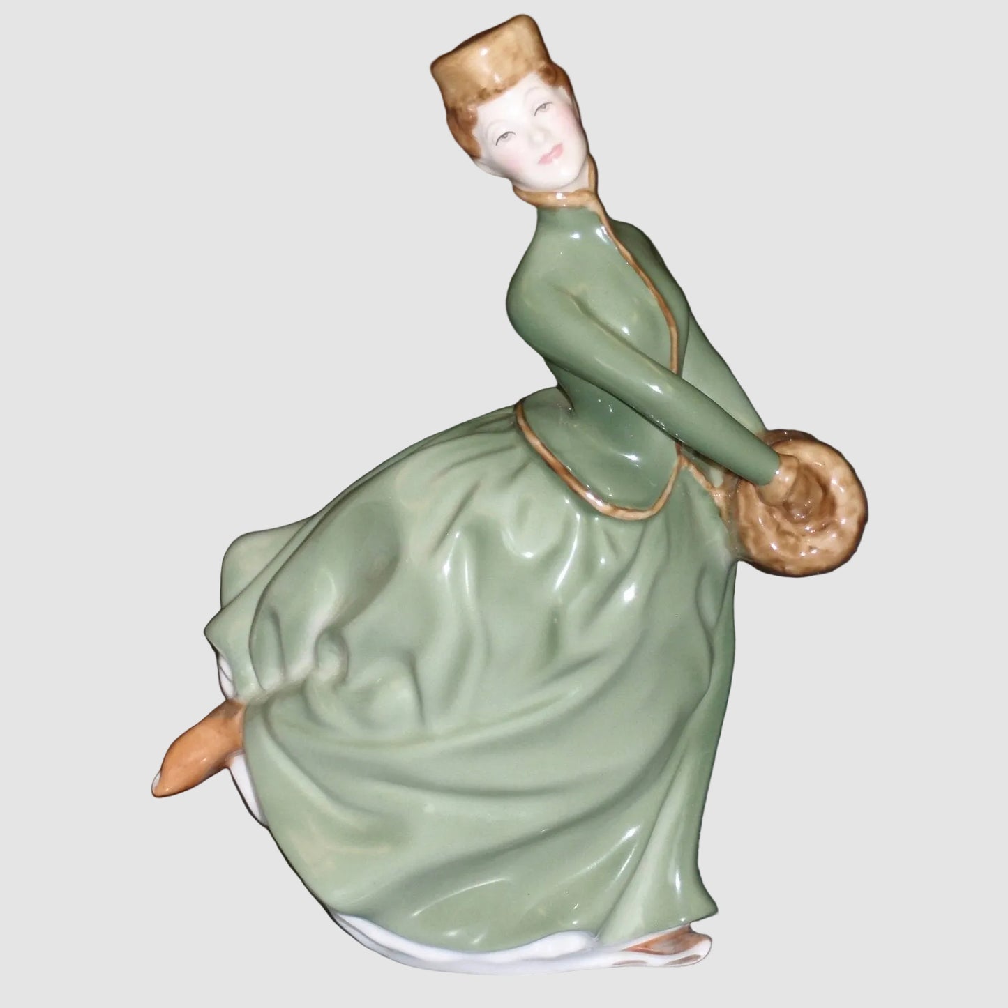 "Grace" Royal Doulton Figurine HN2318 - Pretty Ladies Collection (8")