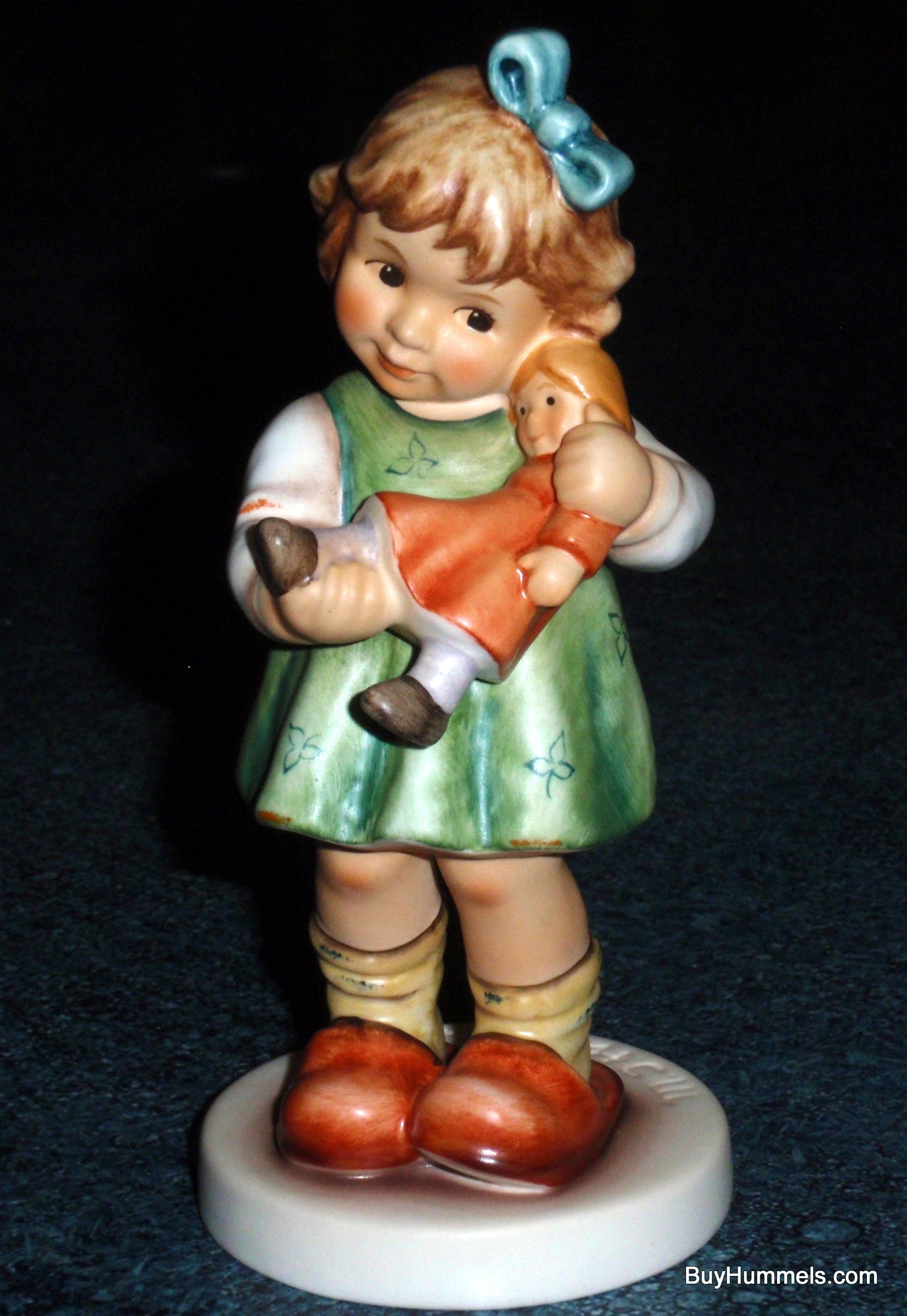 A Little TLC Goebel Hummel Figurine #2334/A - Little Girl With Doll –  HummelsAndMore