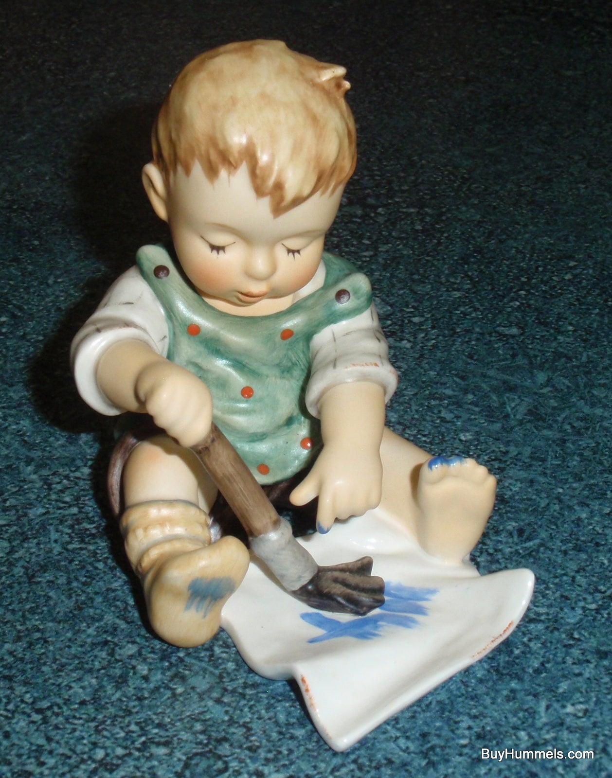 "Baby's First Drawing" Goebel Hummel Figurine #2201 - Little Boy Finger Painting!