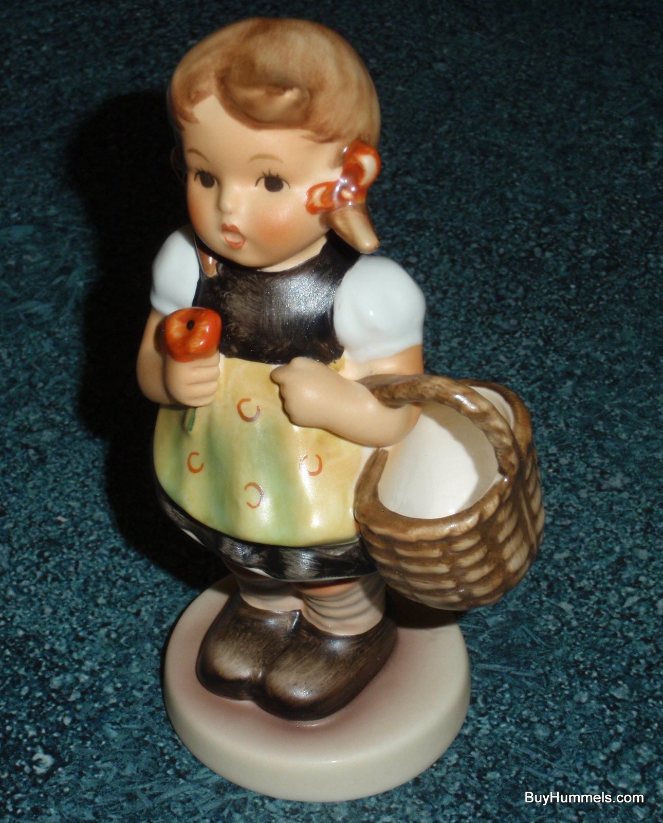 "Sister" Goebel Hummel Figurine #98/2/0 - Little Girl In Yellow Dress With Basket And Flower!