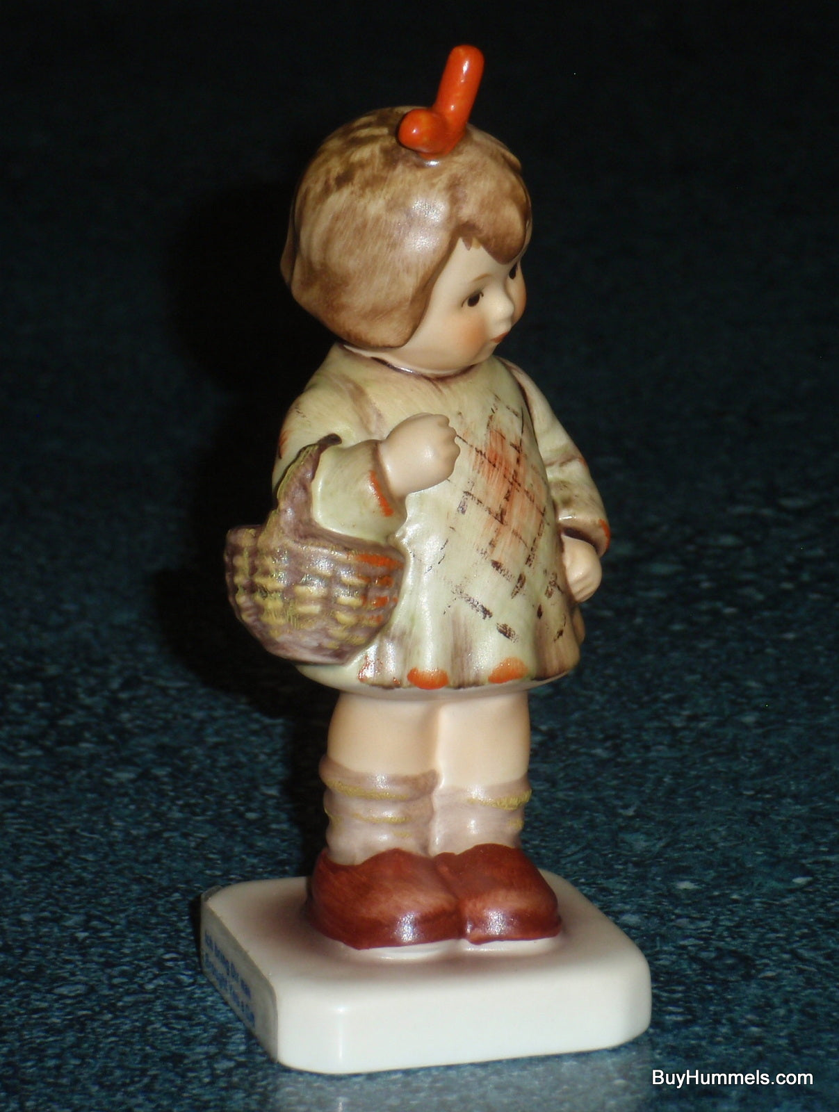 Goebel Hummel Collectible Figurine "I Brought You A Gift" #479 - Little Girl With Basket!