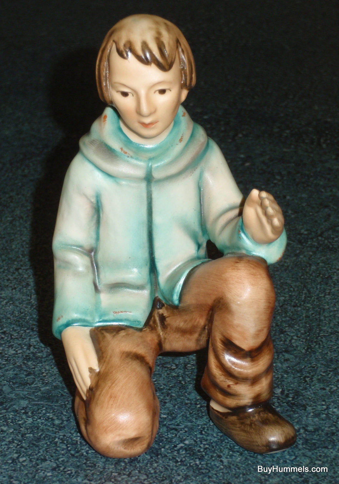 Kneeling Shepherd Goebel Hummel Nativity Scene Figurine 214/G