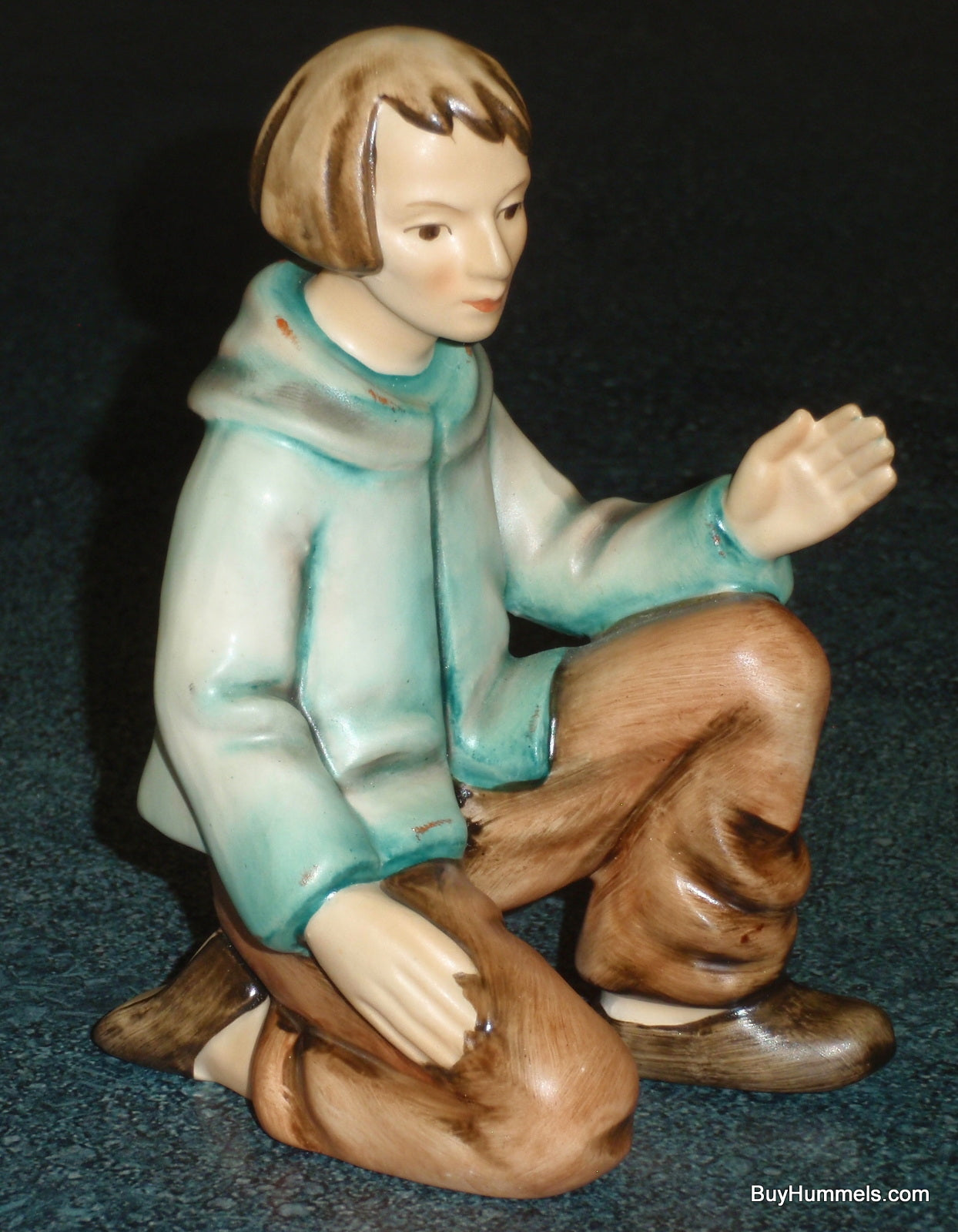 Kneeling Shepherd Goebel Hummel Nativity Scene Figurine 214/G