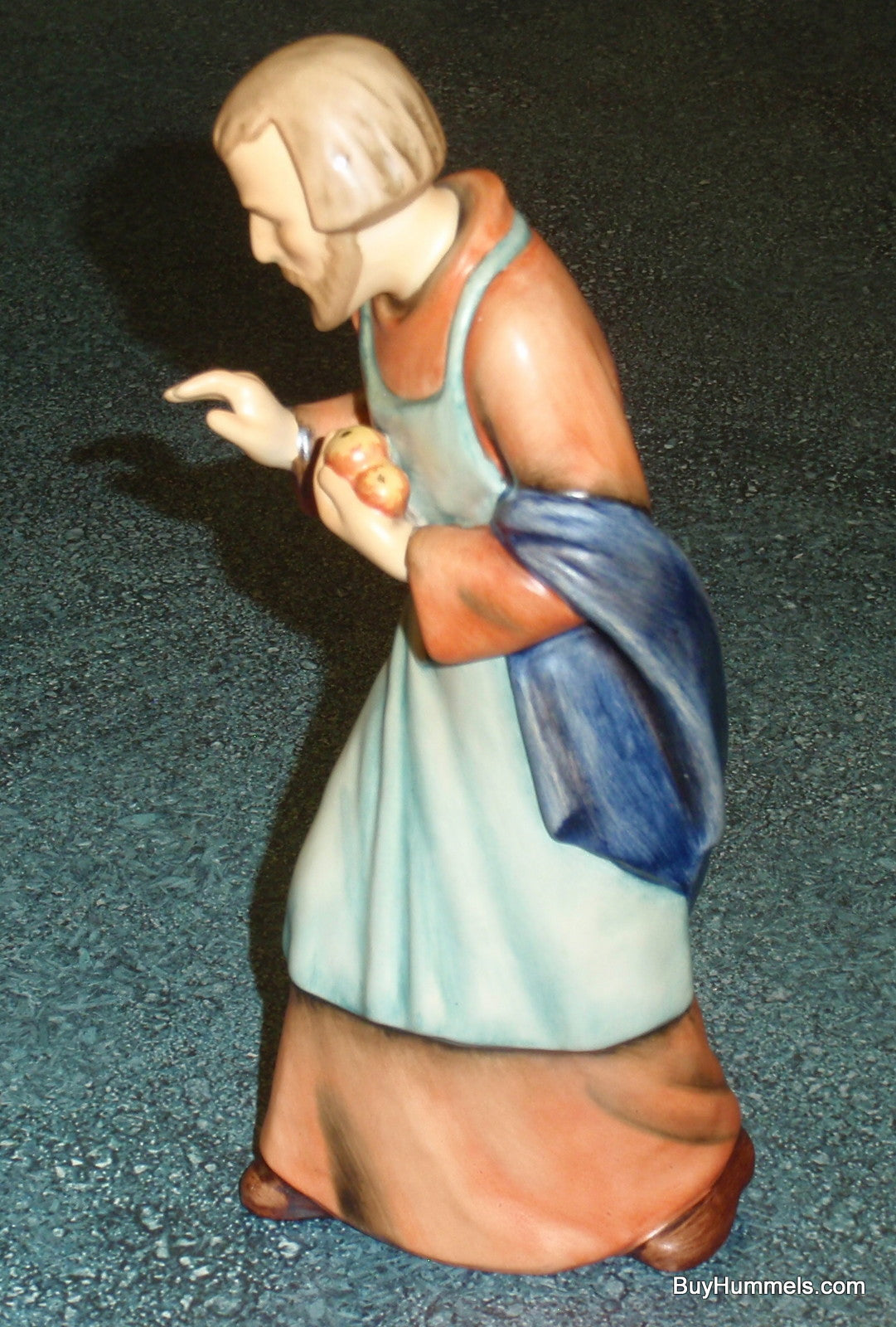 Goebel Hummel "Joseph" Christmas Nativity Scene Figurine #214/B - 7-1/2" Tall