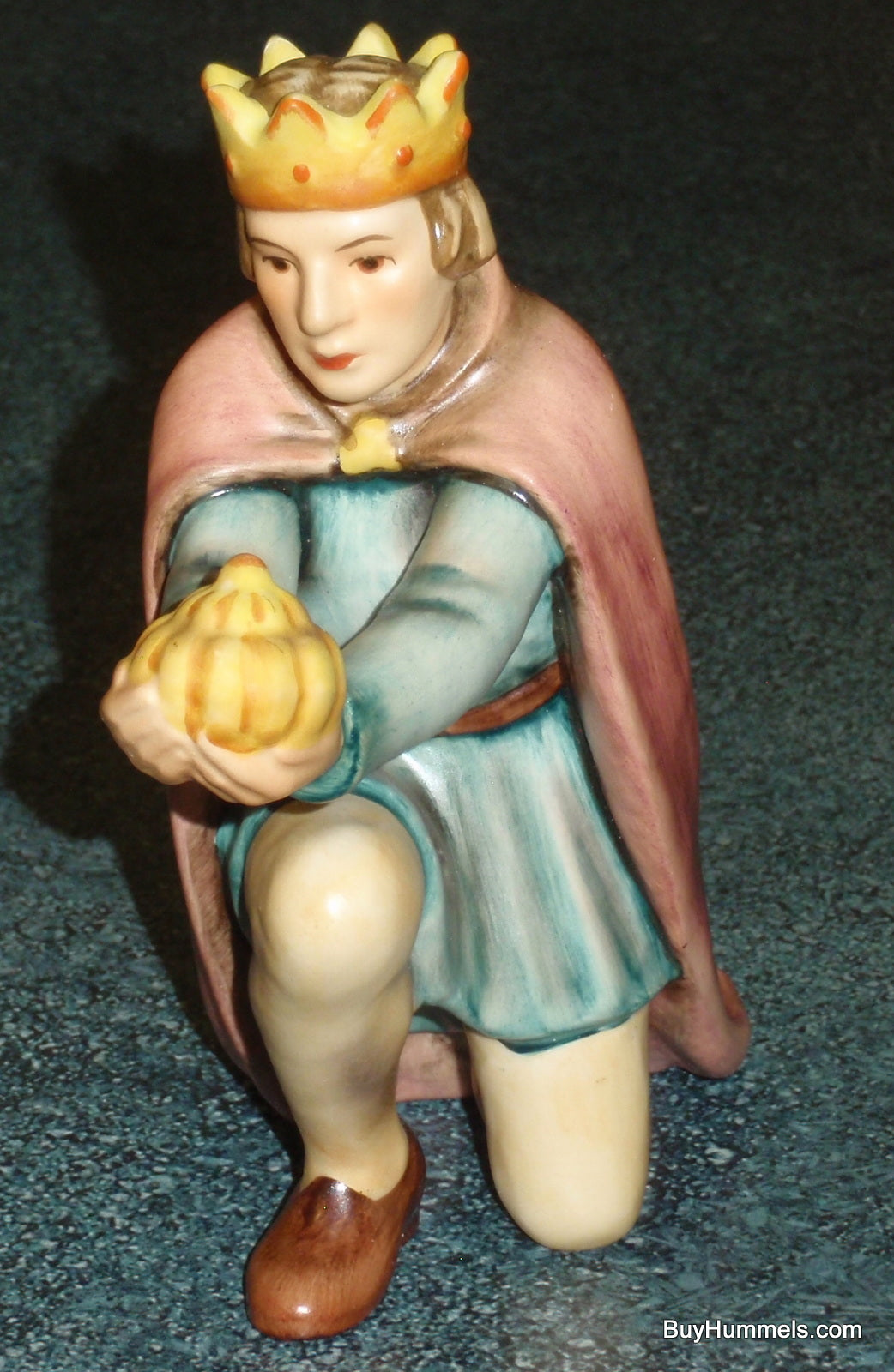 The "King Kneeling" Goebel Hummel Nativity Scene 5-1/2" Figurine #214/M