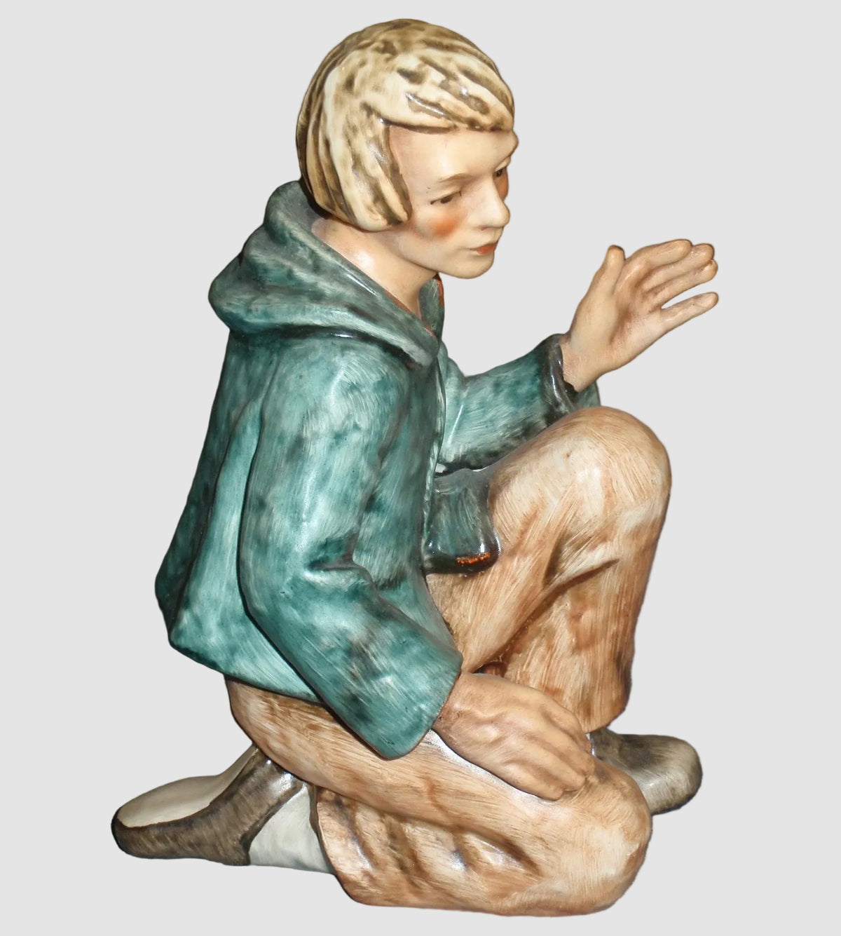 "Kneeling Shepherd" Jumbo Nativity Goebel Hummel Figurine #260/J (7")