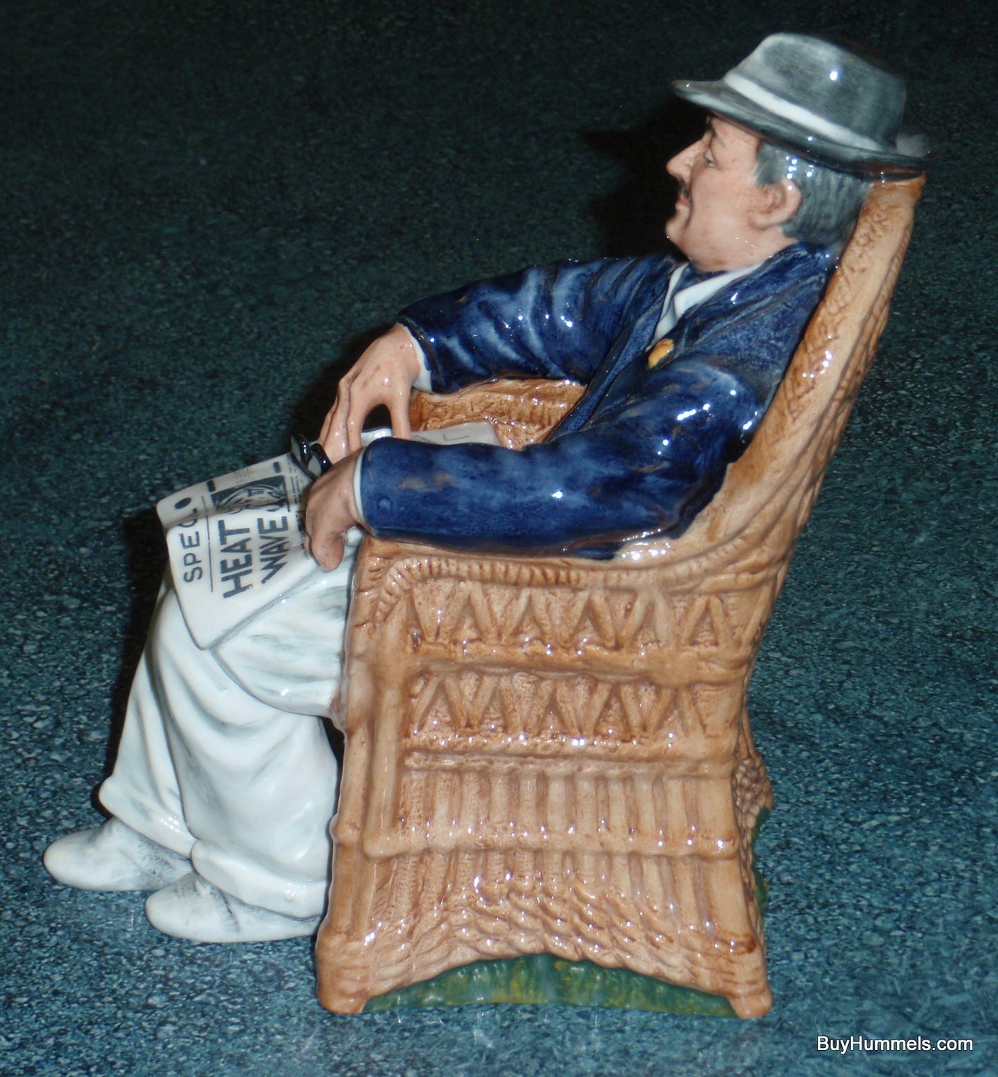 Royal Doulton "Taking Things Easy" HN 2677 Collectible Figurine Heat Wave Gift!