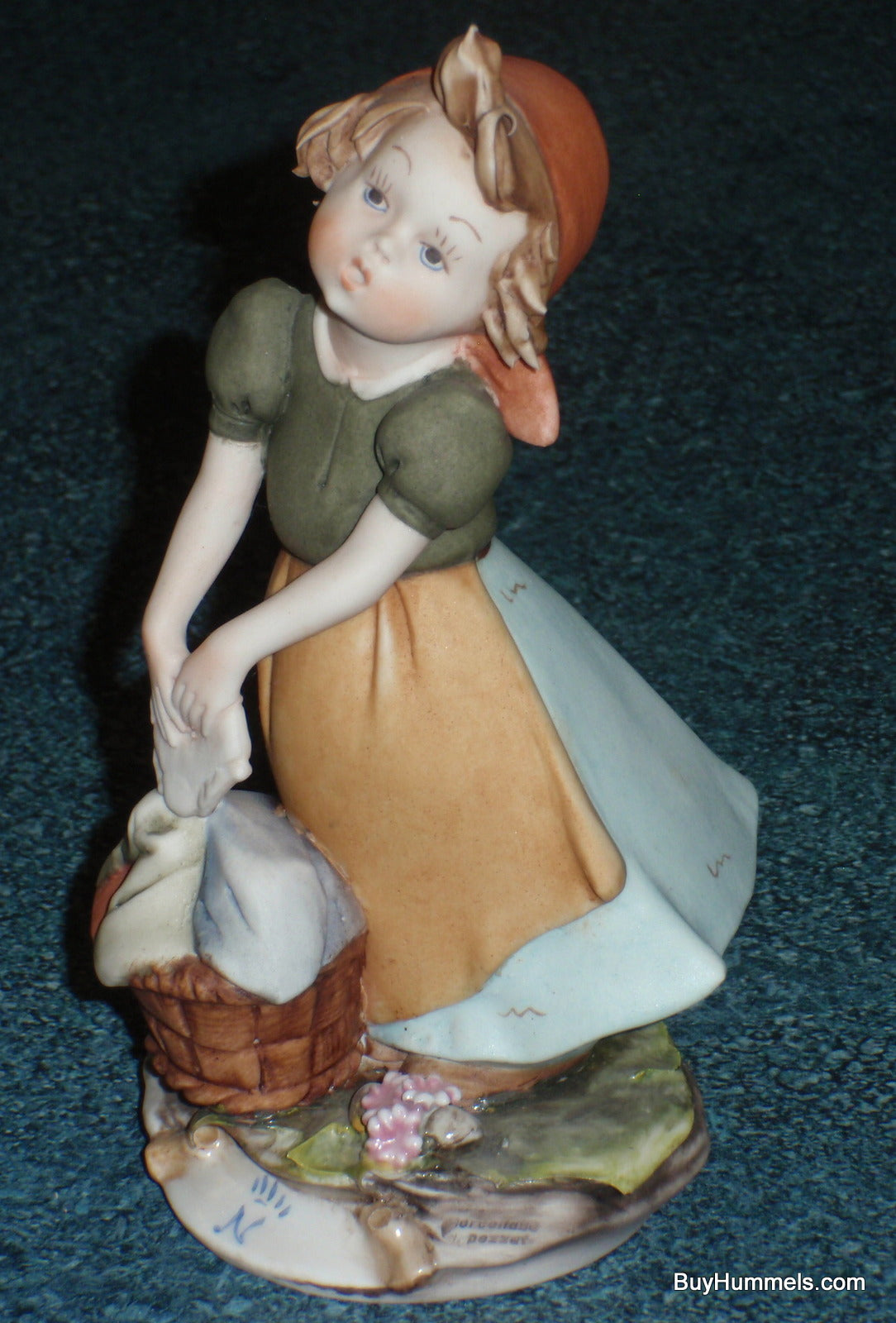 Capodimonte Laundry Girl Figurine Italy - Collectible Gift!