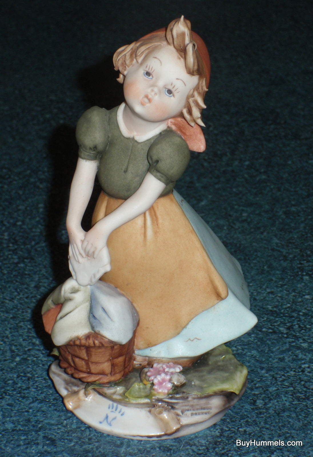 Capodimonte Laundry Girl Figurine Italy - Collectible Gift!