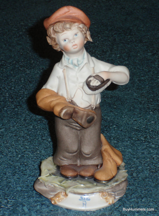 Capodimonte Shoe Shine Boy Figurine Italy Collectible Christmas Gift!