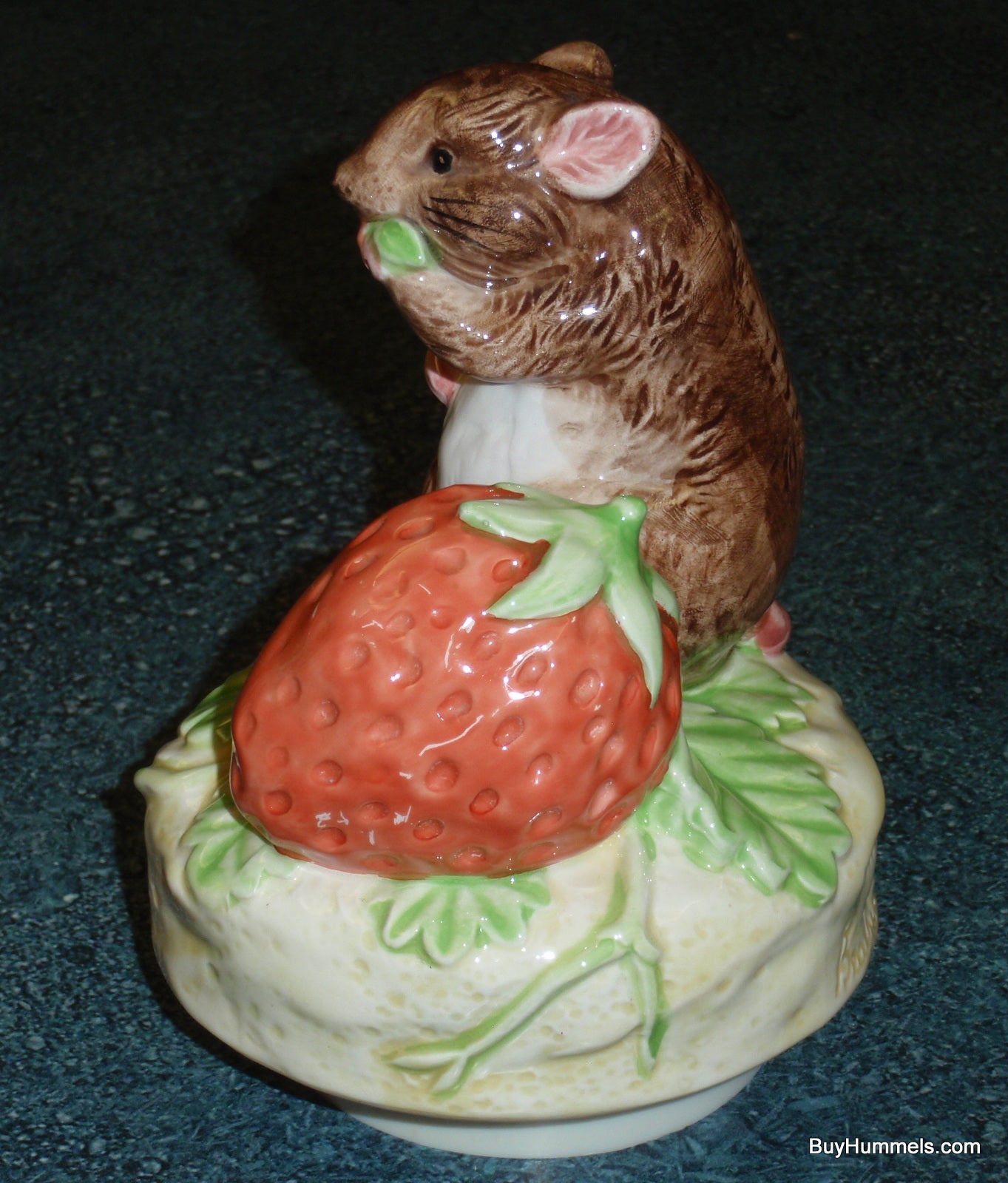 1982 Beatrix Potter "Timmy Willie" Music Box Figurine - Rotates And Plays "It's a Small World"