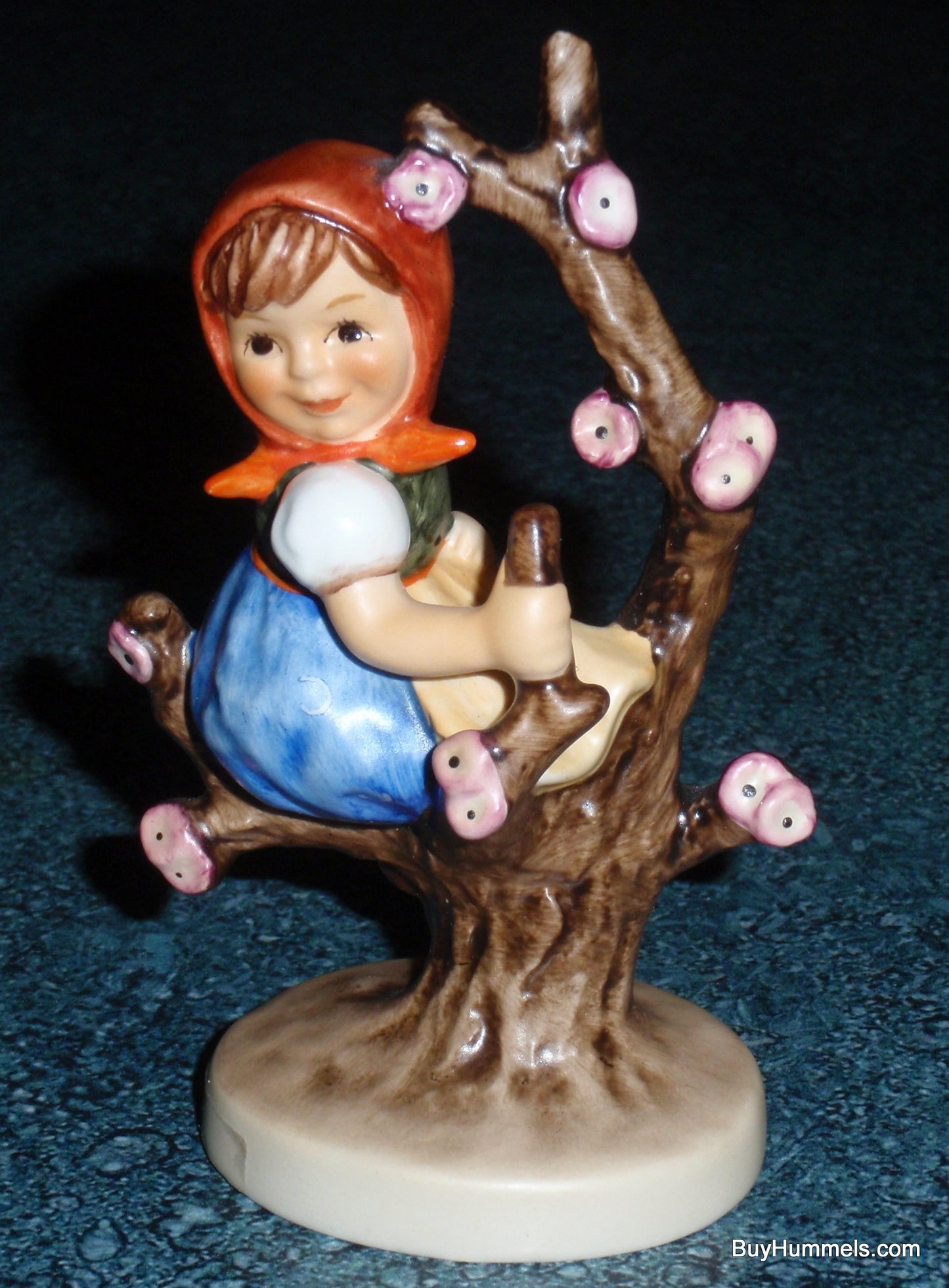 "Apple Tree Girl" Goebel Hummel Figurine #141 3/0 - CHRISTMAS GIFT!