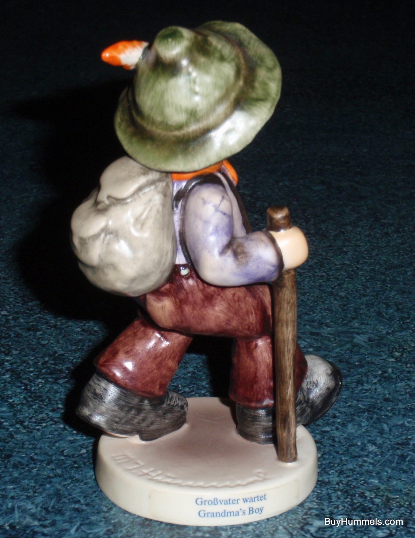 "Grandpa's Boy" Goebel Hummel Figurine #562 - FATHER'S DAY GIFT!