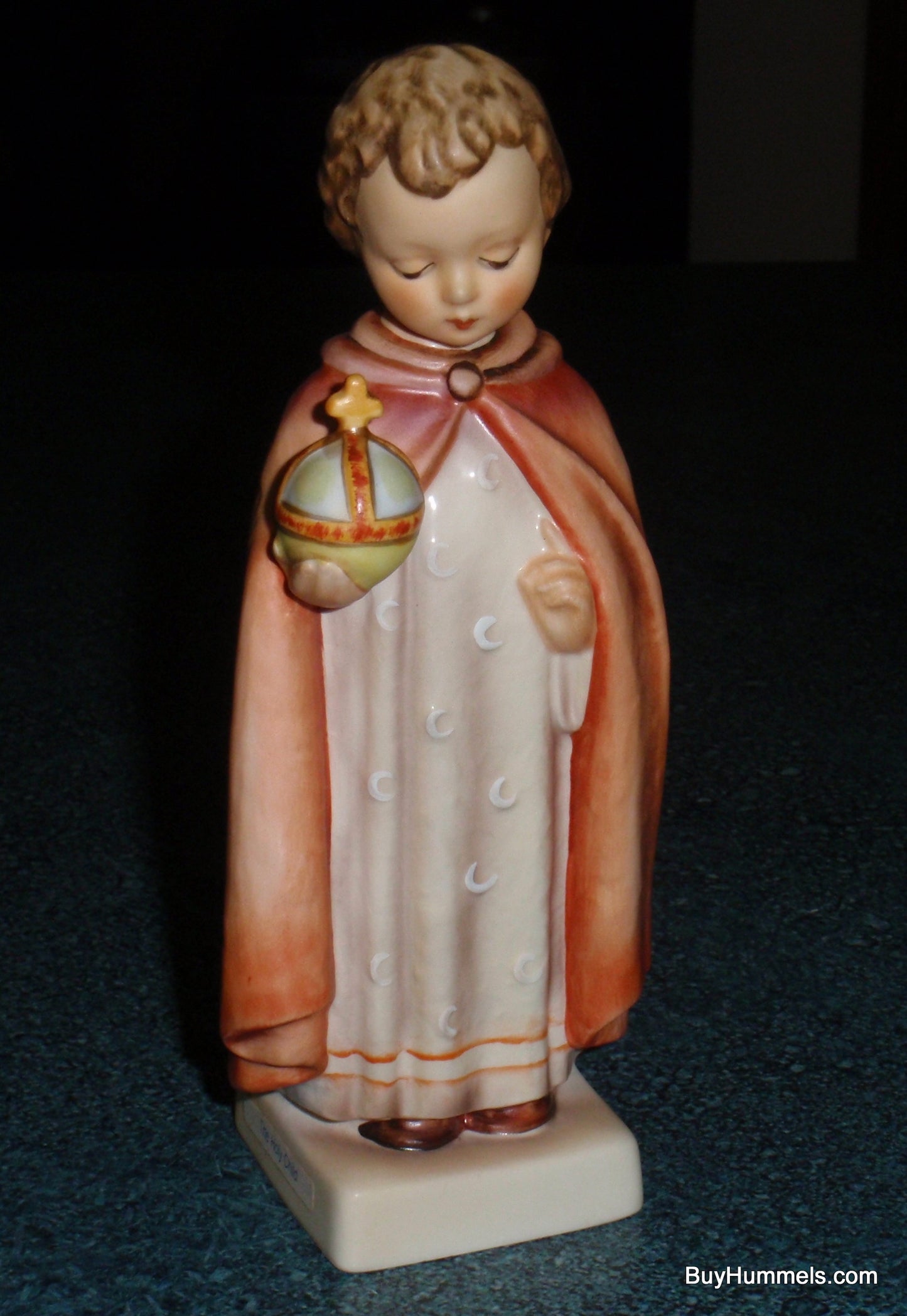 "Holy Child" Goebel Hummel Figurine #70