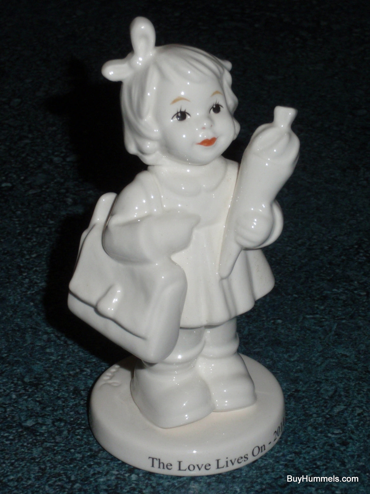 White "Teacher's Pet" Goebel Hummel Figurine #2125 - RARE FIND!