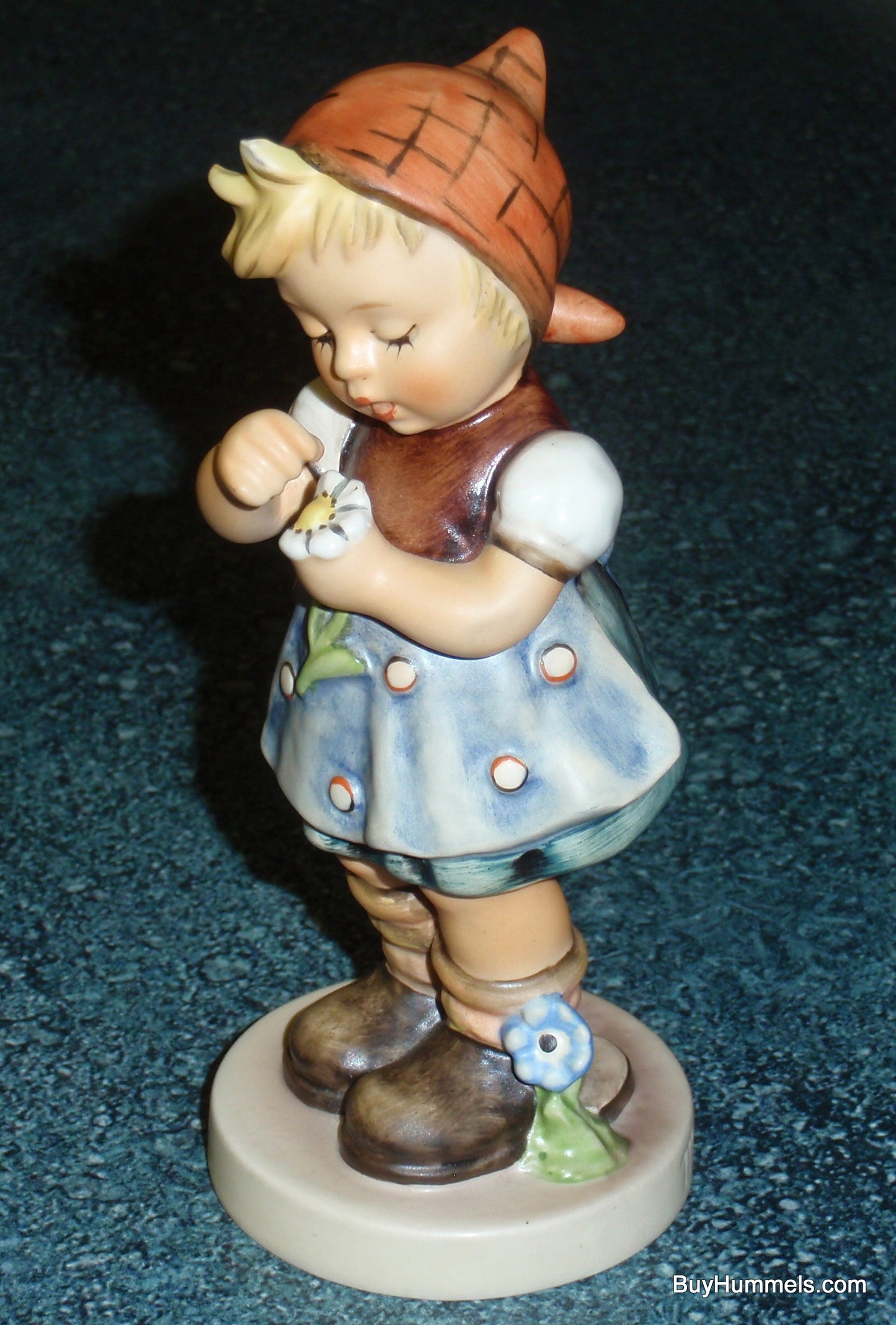 "Daisies Don't Tell" Goebel Hummel Figurine #380 TMK6 - Little Girl With Daisies!